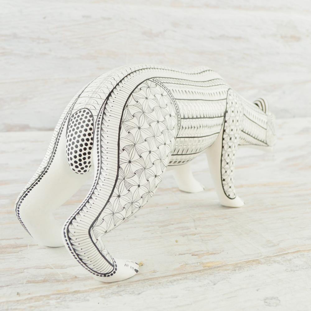 Alebrije Oaxacan Wood Carving Bear - Magia Mexica