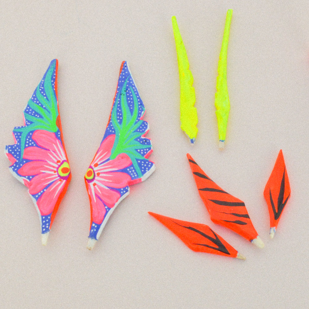 Giraffe Alebrije Oaxacan Wood Carving - magiamexica.com