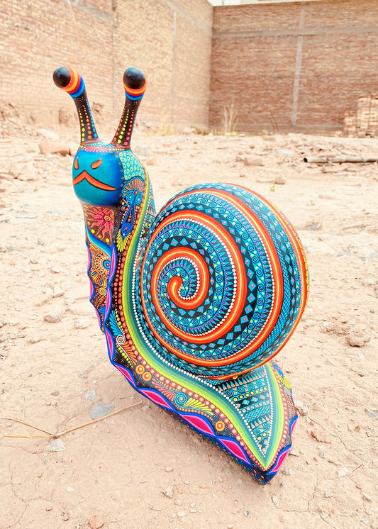 Snail Alebrije Oaxacan Wood Carving - magiamexica.com
