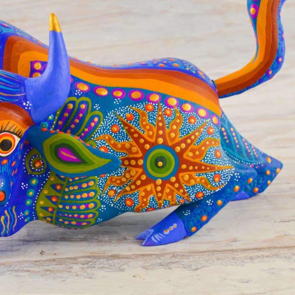 Bison Alebrije Oaxacan Wood Carving - Alebrije Huichol Mexican Folk art magiamexica.com