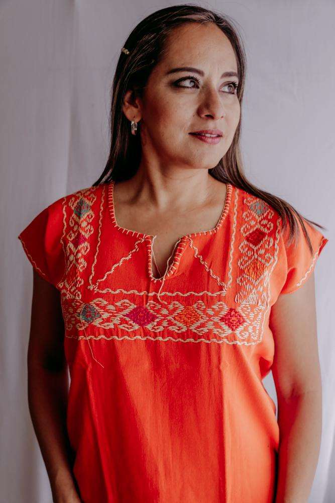 Embroidered Mexican Blouse | Ethnic - Alebrije Huichol Mexican Folk art magiamexica.com