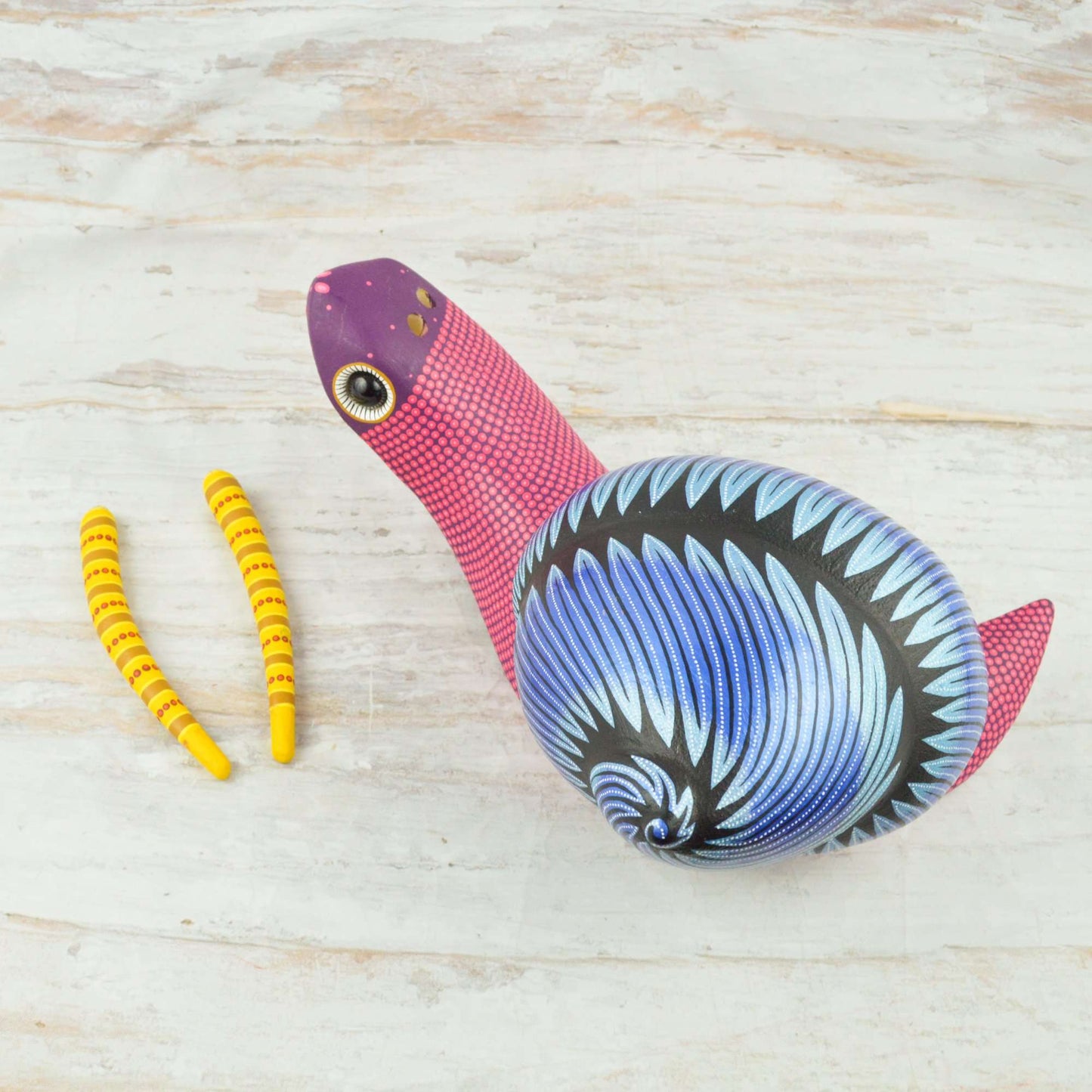 Snail Alebrije Oaxacan Wood Carving - Alebrije Huichol Mexican Folk art magiamexica.com