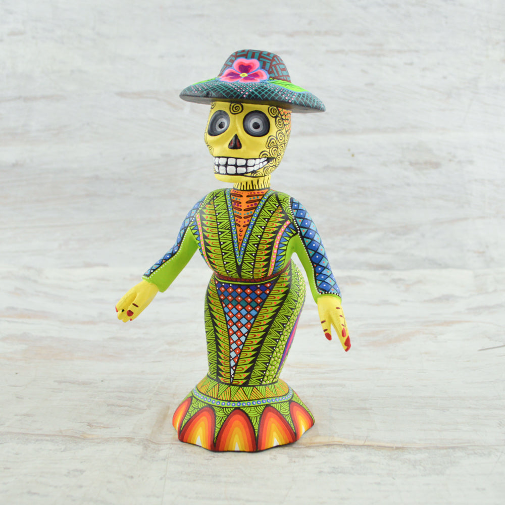 Catrina Dia de Muertos alebrije oaxacan Wood Carving - magiamexica.com