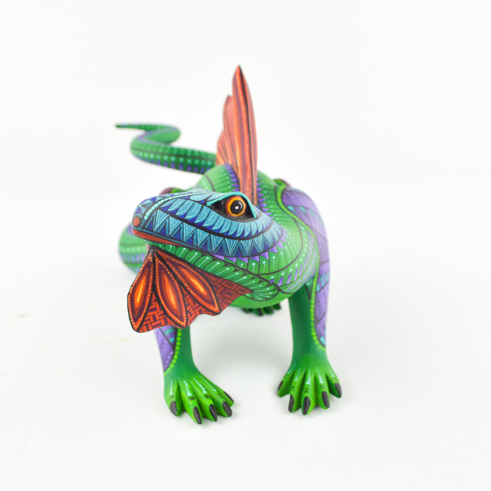 Iguana Alebrije For Sale Oaxacan Wood Carving - magiamexica.com