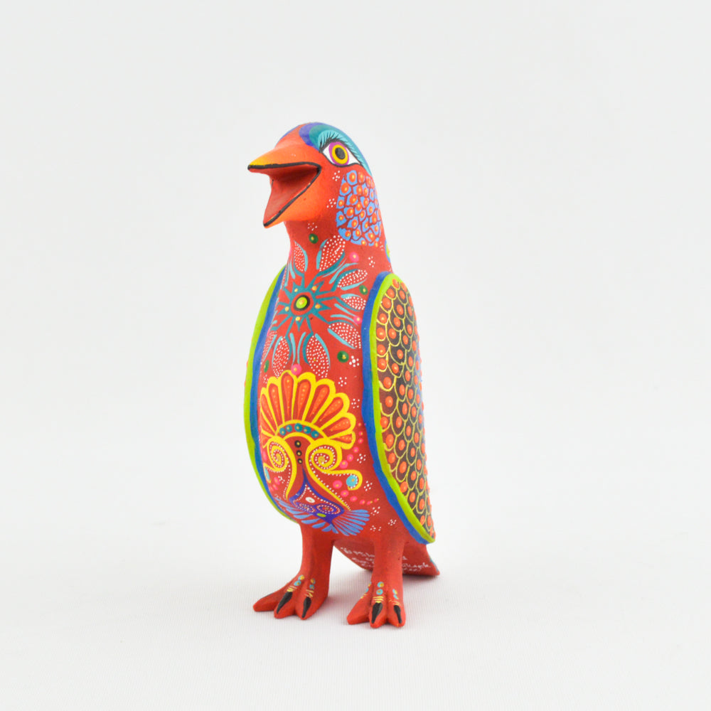 Penguin Alebrije Oaxacan Wood Carving - magiamexica.com