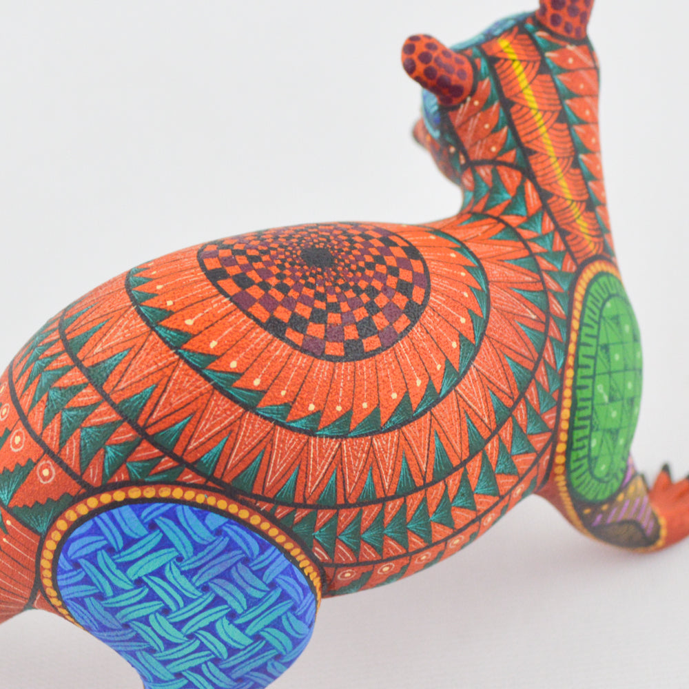 Tlacuache Alebrije Oaxacan Wood Carving - magiamexica.com