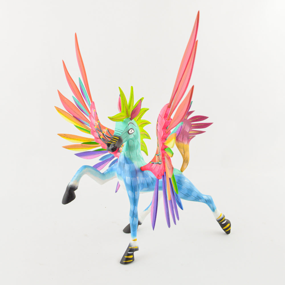 Alebrije Pegasus Oaxacan Wood Carving - magiamexica.com