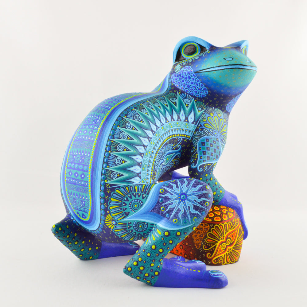 Alebrije Frog Oaxacan Wood Carving - magiamexica.com