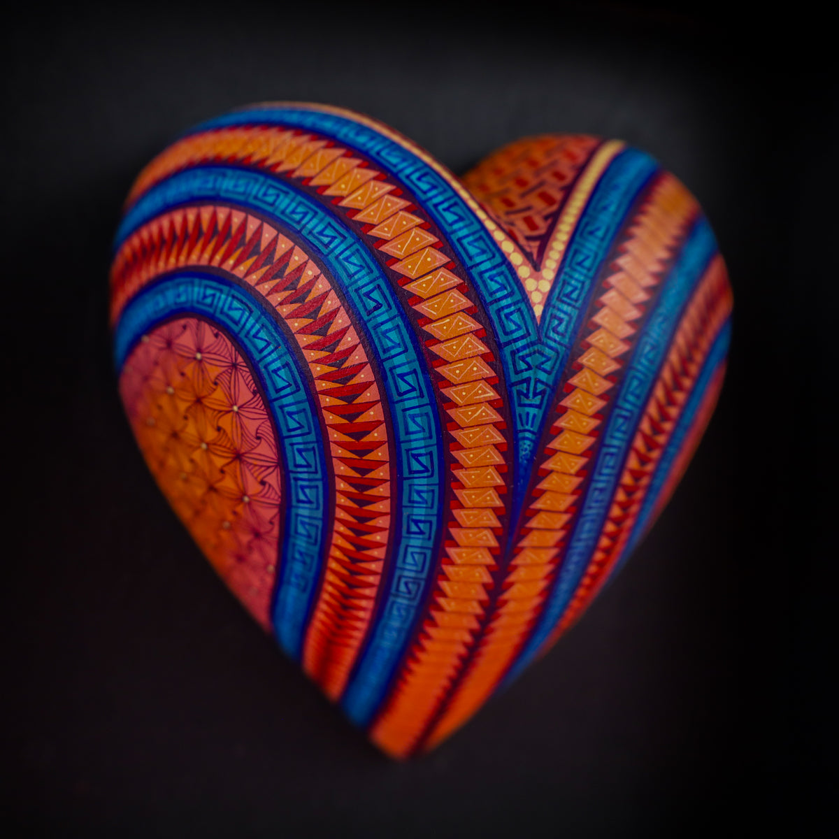 Alebrije Heart | Oaxacan Hand-Painted Copal Wood Carving | Magia Mexica