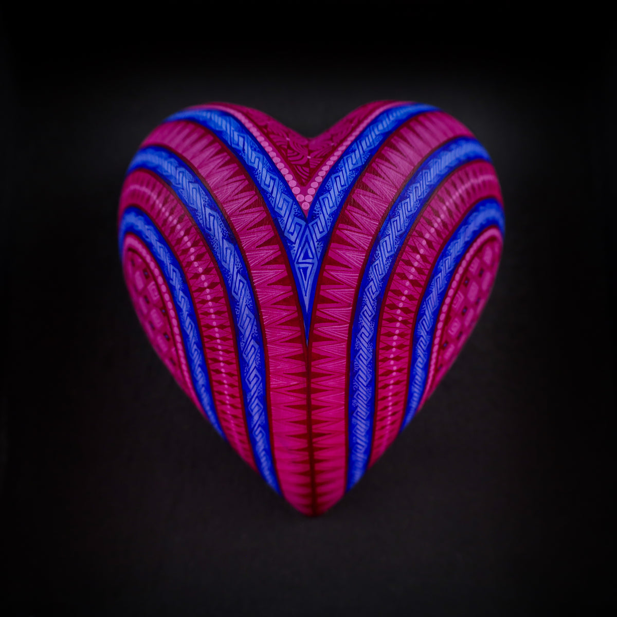Alebrije Heart | Oaxacan Hand-Painted Copal Wood Carving | Magia Mexica
