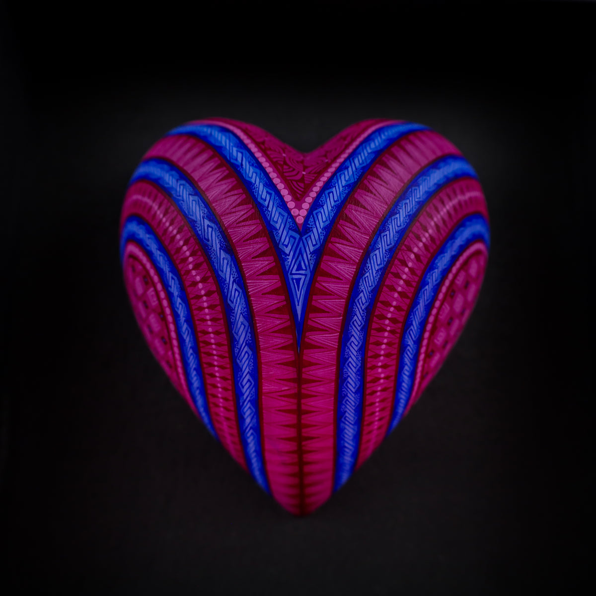 Alebrije Heart | Oaxacan Hand-Painted Copal Wood Carving | Magia Mexica