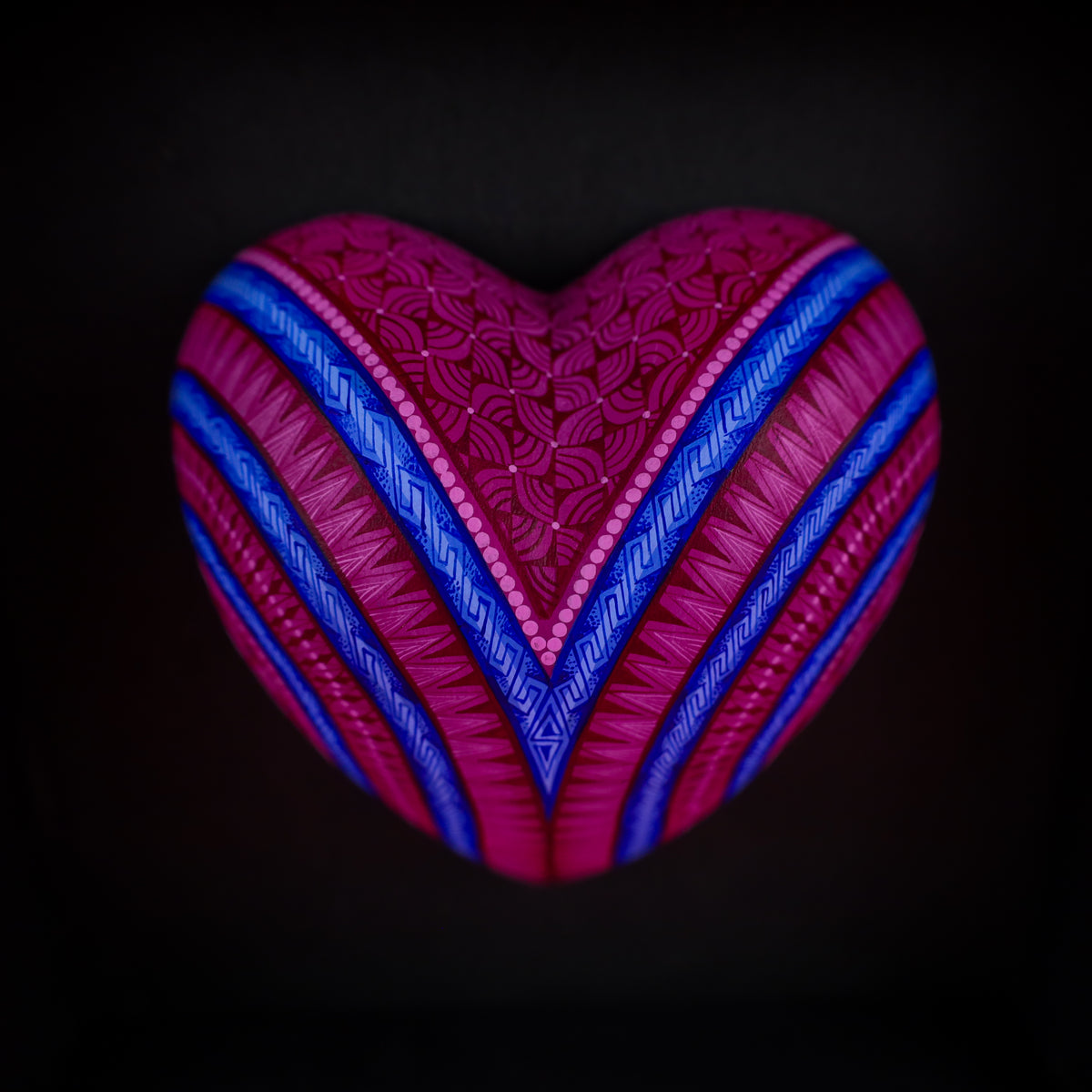 Alebrije Heart | Oaxacan Hand-Painted Copal Wood Carving | Magia Mexica