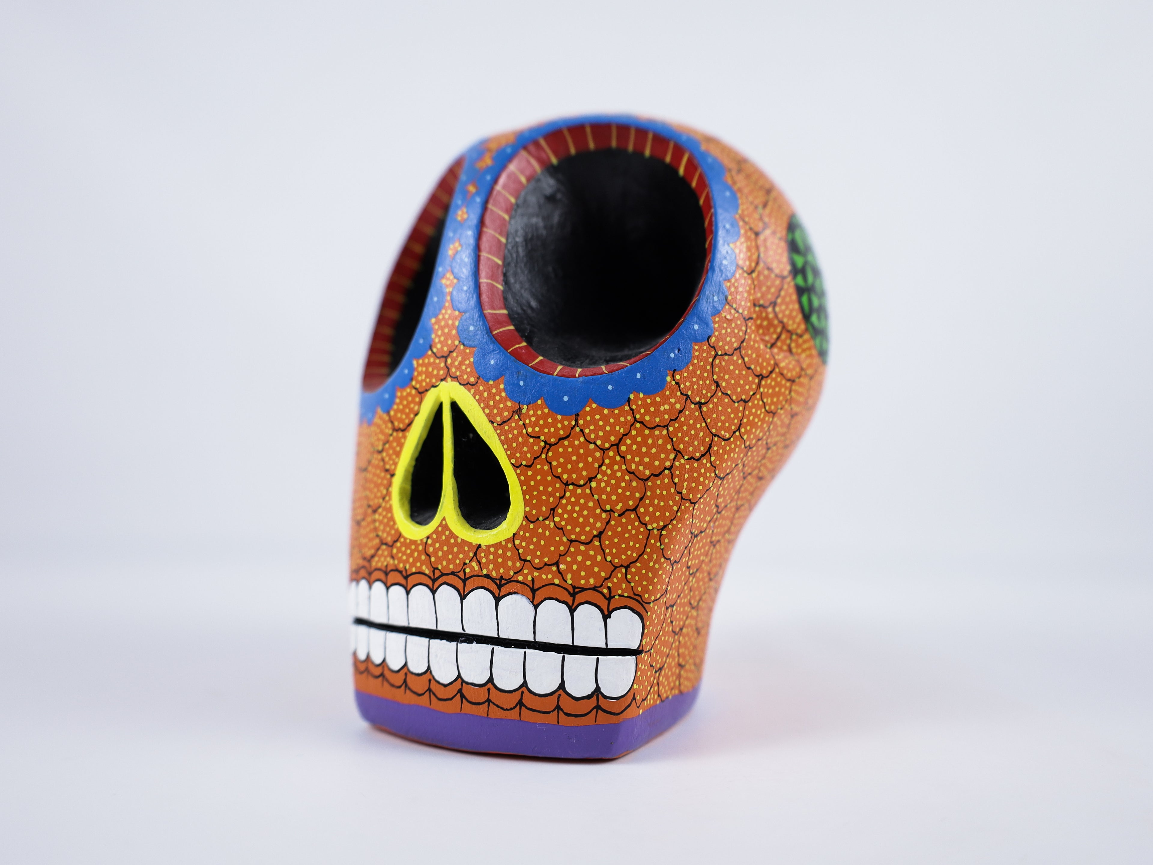 Skull Alebrije Dia de Muertos / Day of the Dead Oaxacan Wood Carving