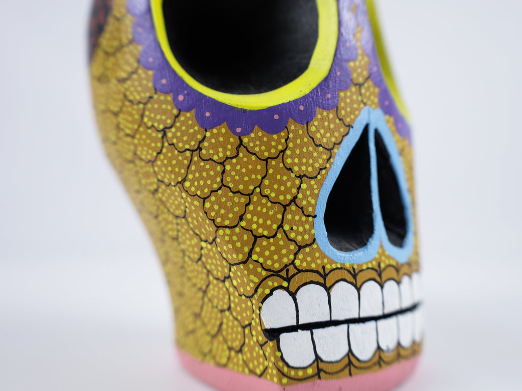 Skull Alebrije Dia de Muertos / Day of the Dead Oaxacan Wood Carving