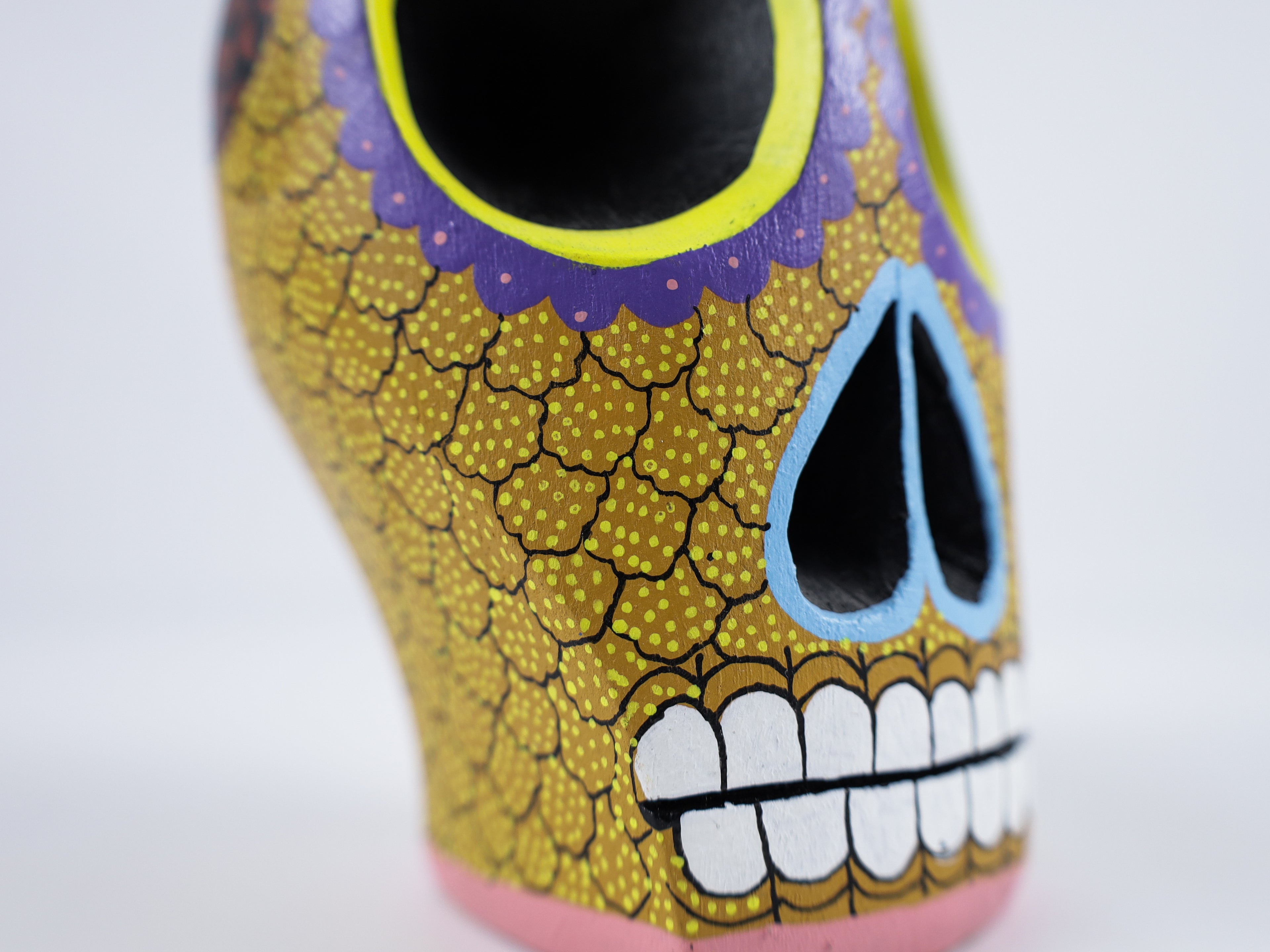 Skull Alebrije Dia de Muertos / Day of the Dead Oaxacan Wood Carving