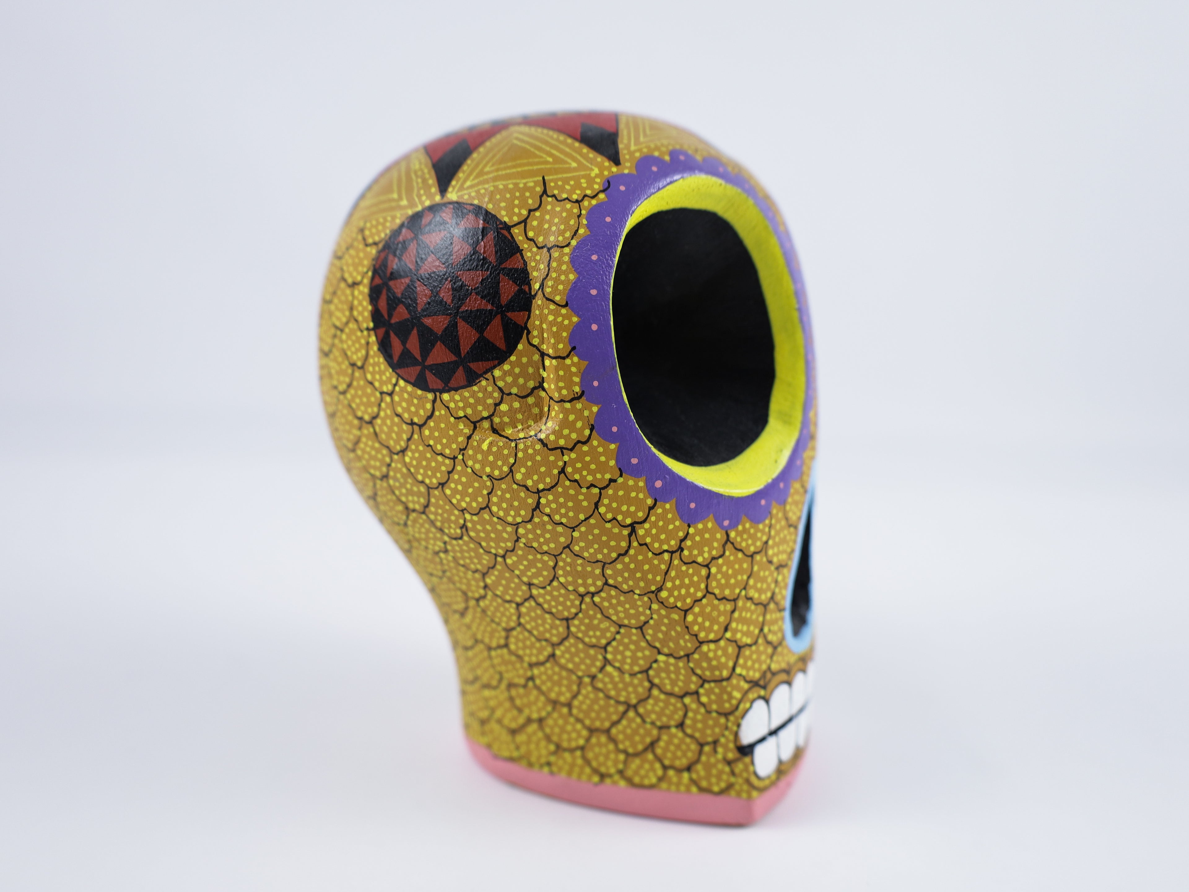 Skull Alebrije Dia de Muertos / Day of the Dead Oaxacan Wood Carving