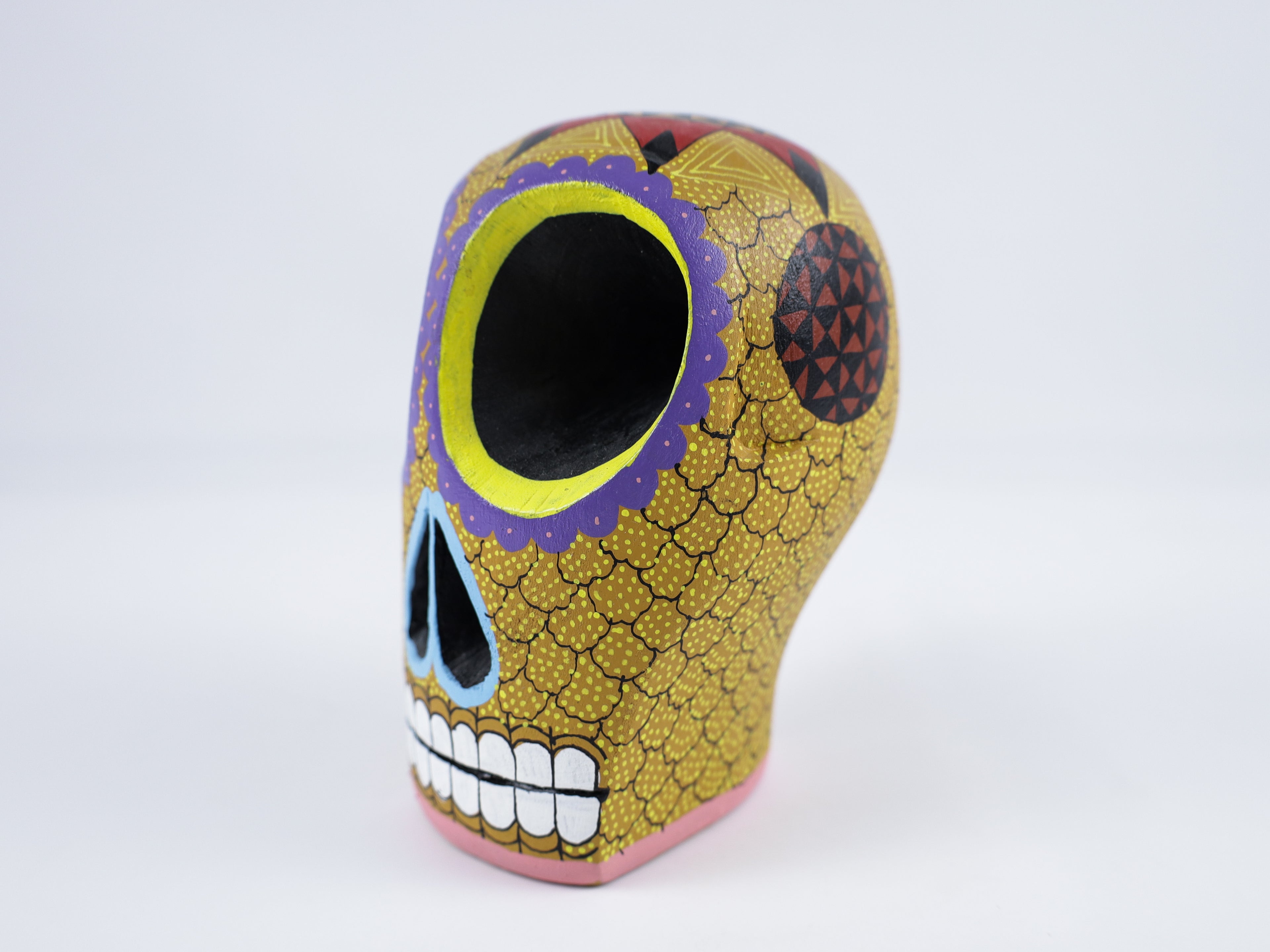 Skull Alebrije Dia de Muertos / Day of the Dead Oaxacan Wood Carving