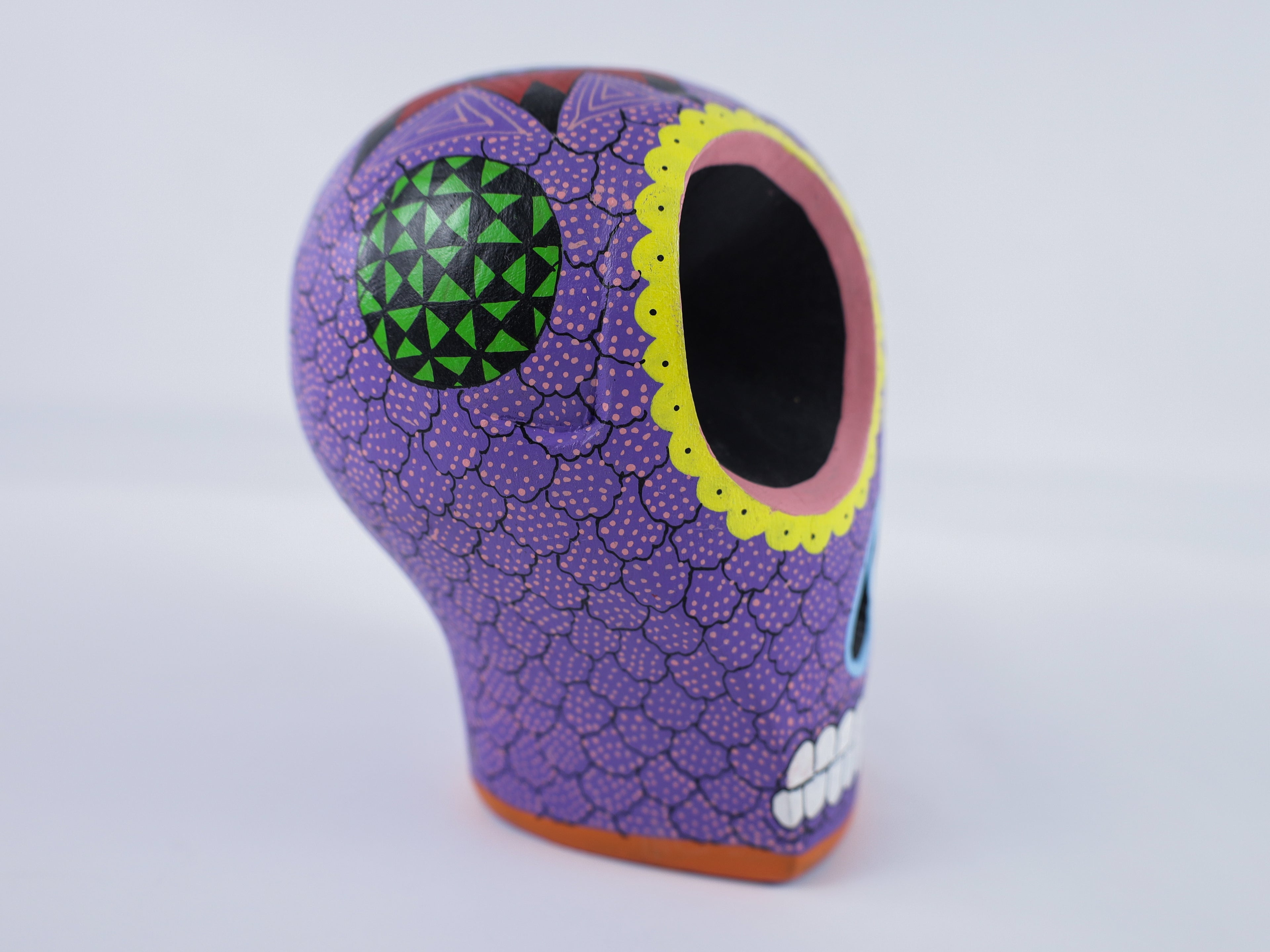 Skull Alebrije Dia de Muertos / Day of the Dead Oaxacan Wood Carving