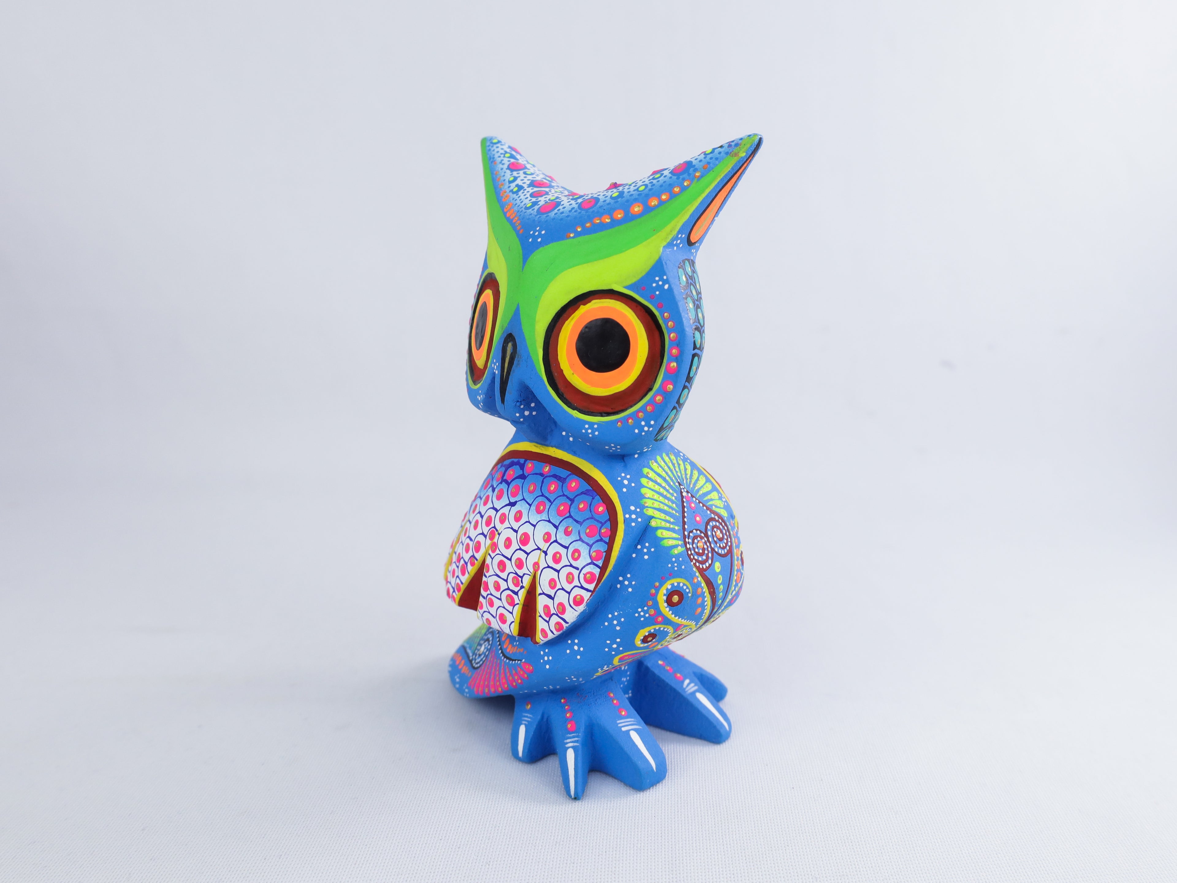 Owl Alebrije | Oaxacan Hand-Painted Copal Wood Carving | Magia Mexica