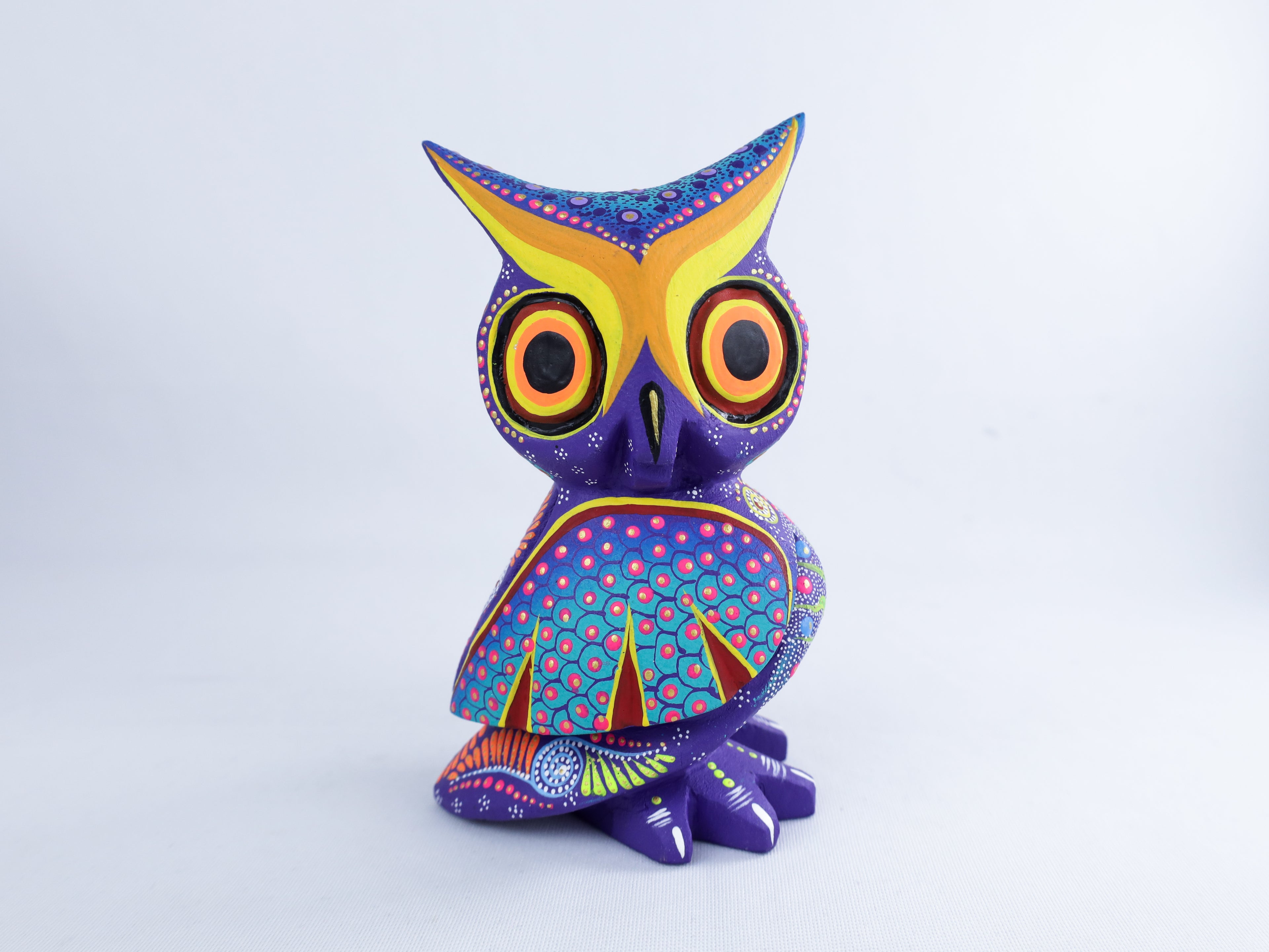 Owl Alebrije | Oaxacan Hand-Painted Copal Wood Carving | Magia Mexica