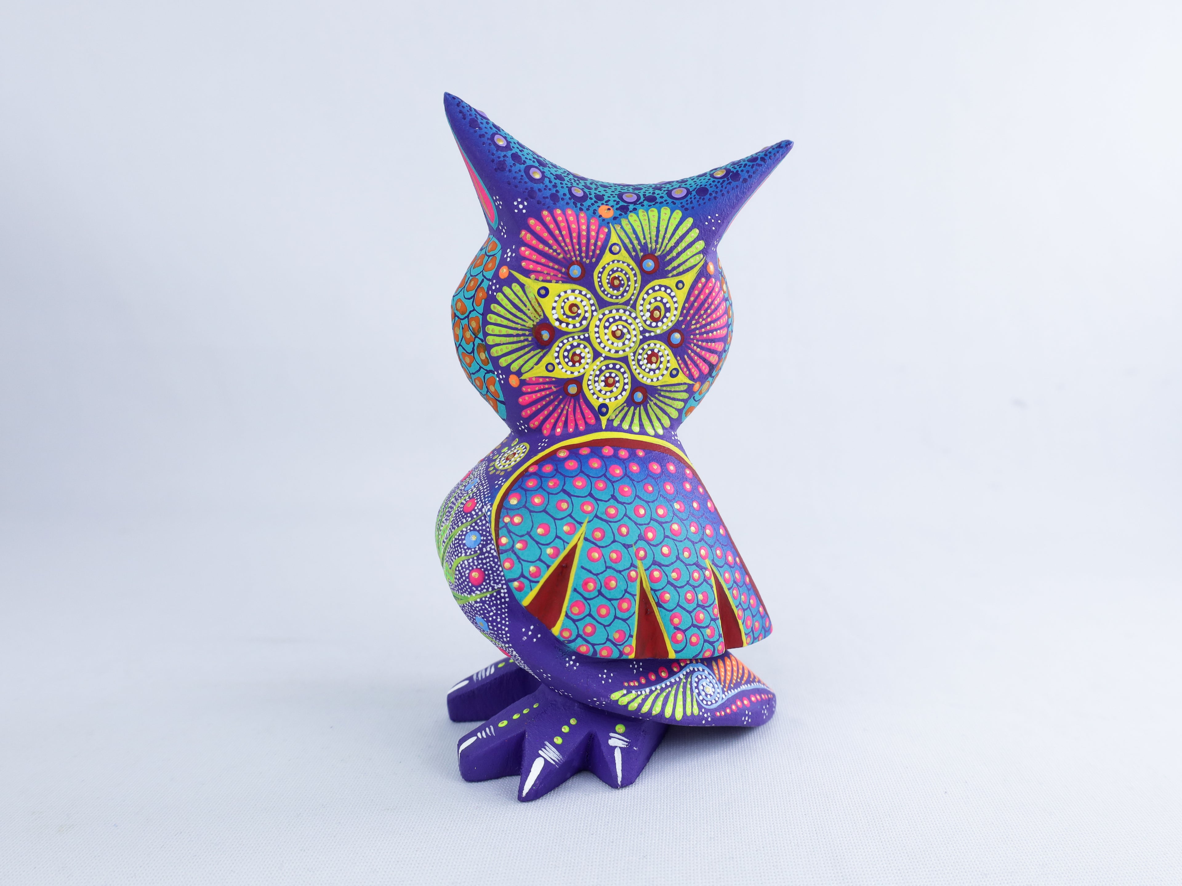 Owl Alebrije | Oaxacan Hand-Painted Copal Wood Carving | Magia Mexica
