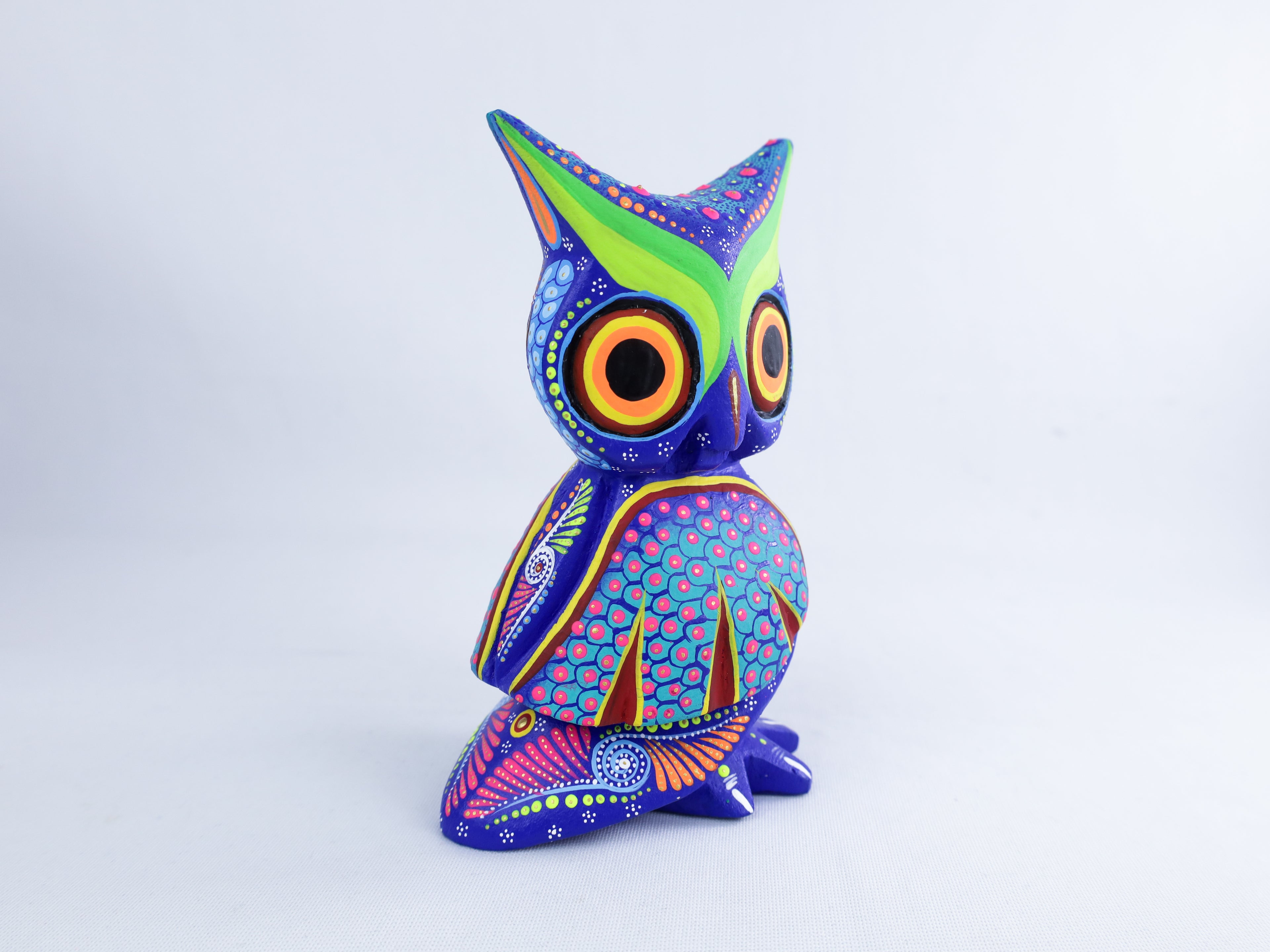 Owl Alebrije | Oaxacan Hand-Painted Copal Wood Carving | Magia Mexica