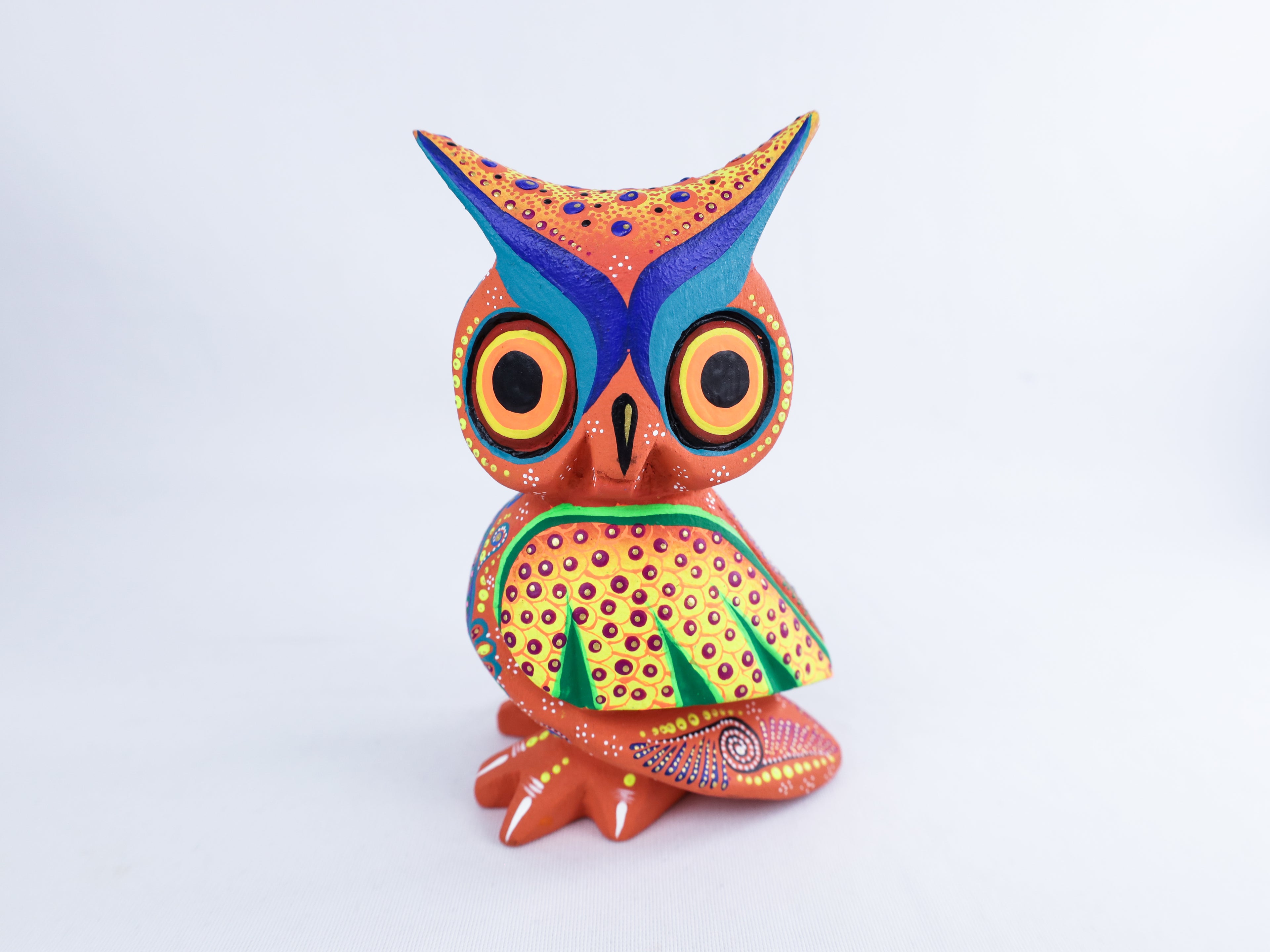 Owl Alebrije | Oaxacan Hand-Painted Copal Wood Carving | Magia Mexica
