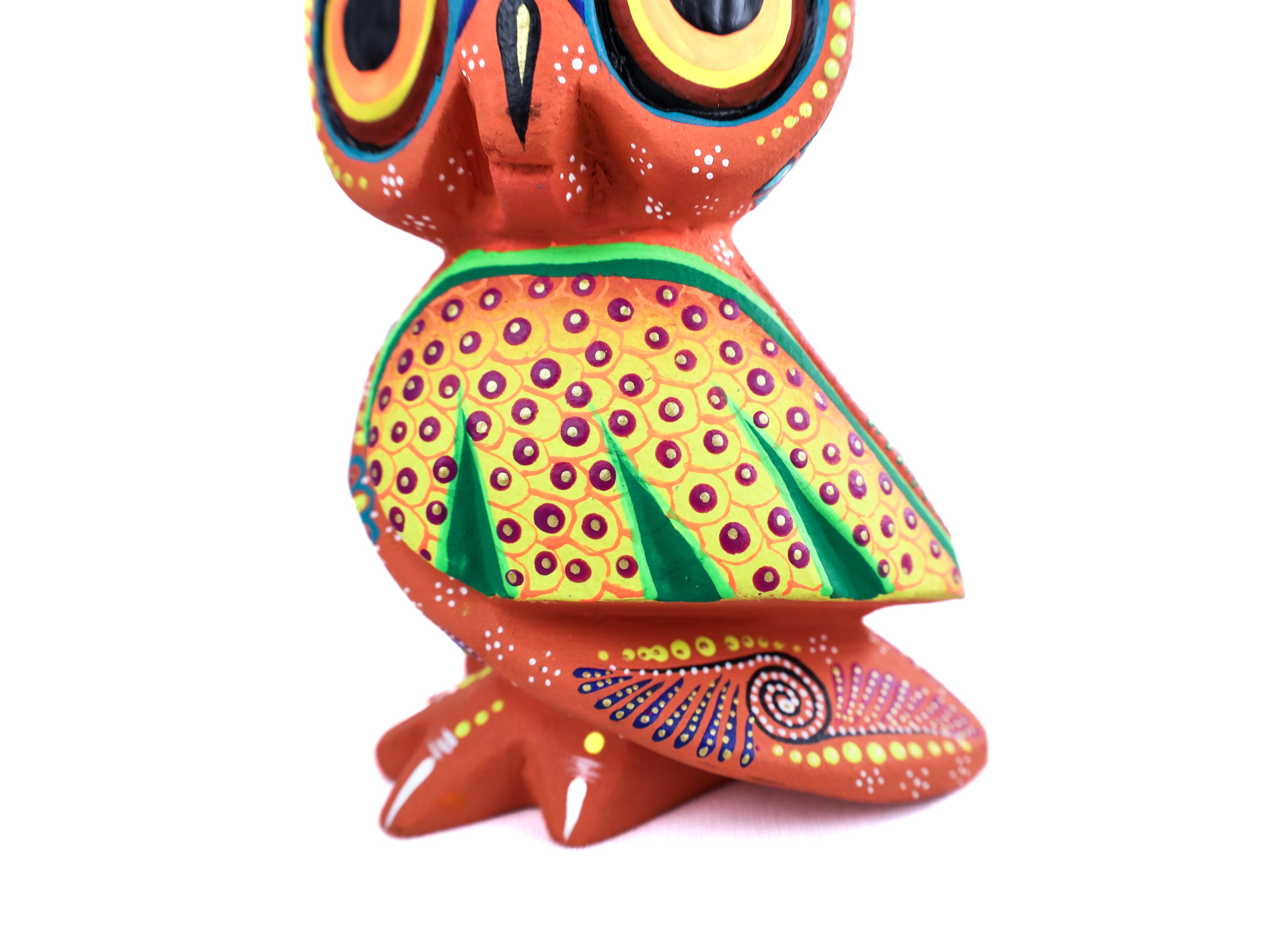 Owl Alebrije | Oaxacan Hand-Painted Copal Wood Carving | Magia Mexica
