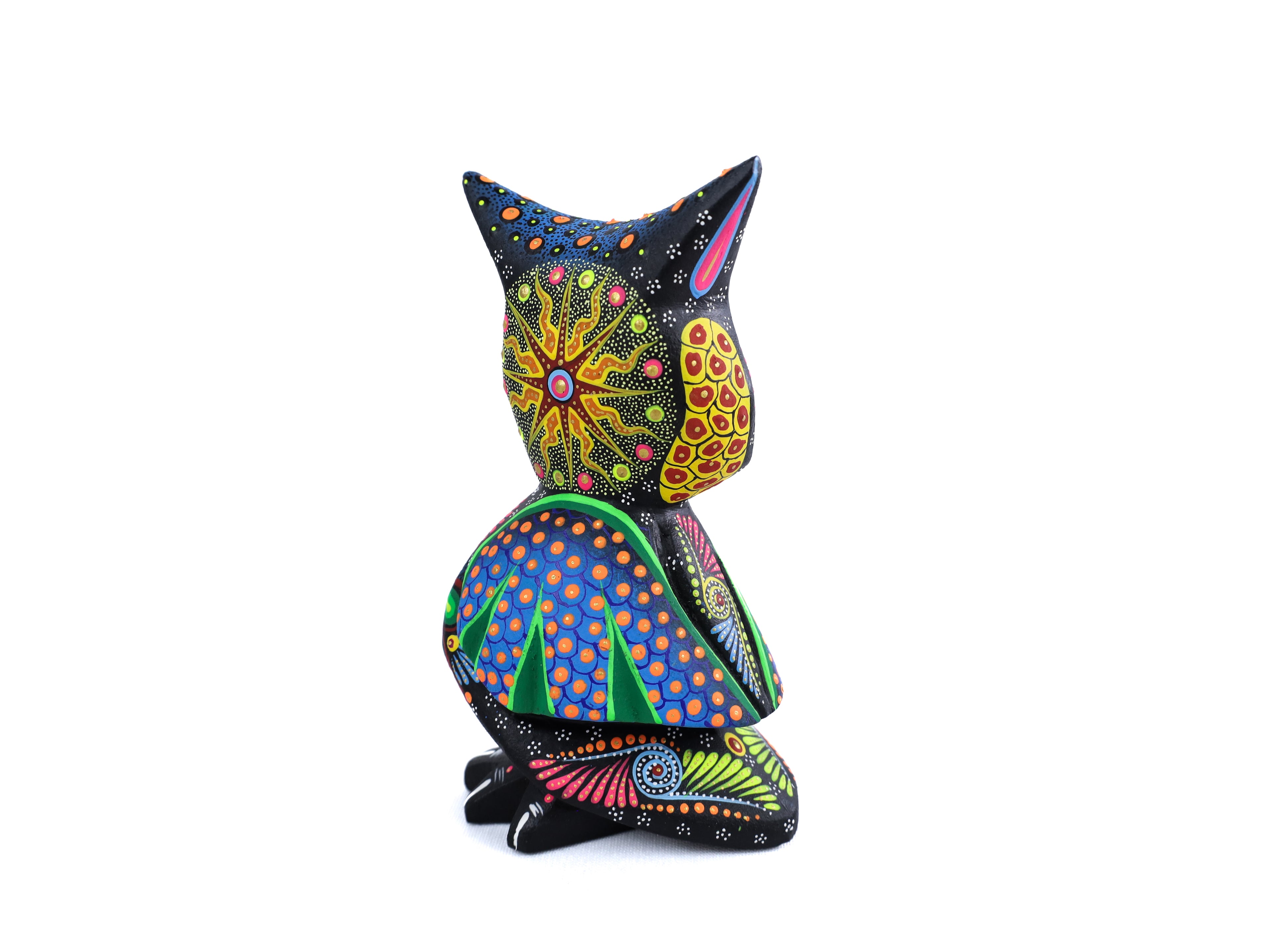 Owl Alebrije | Oaxacan Hand-Painted Copal Wood Carving | Magia Mexica