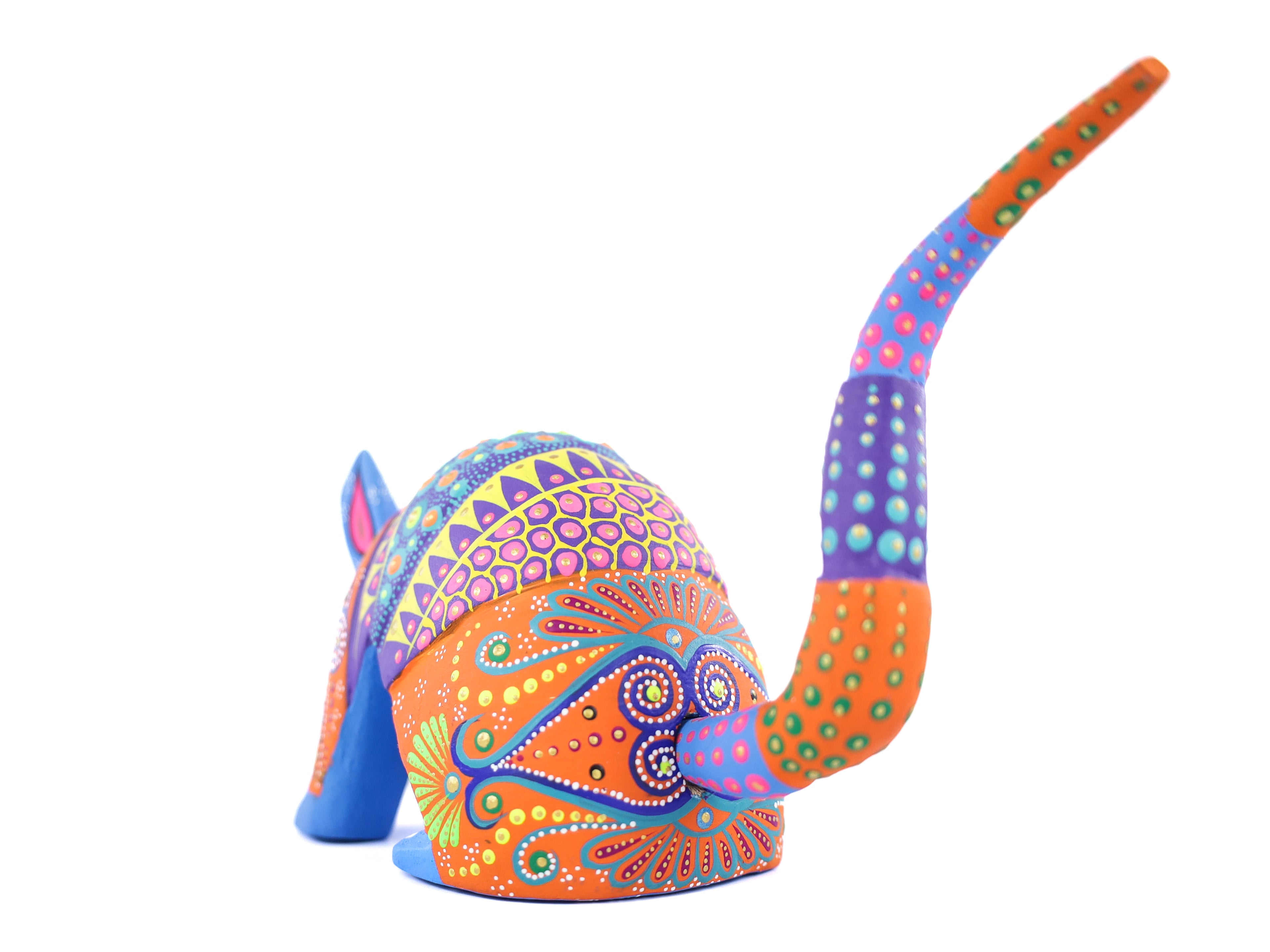 Armadillo Alebrije | Oaxacan Hand-Painted Copal Wood Carving | Magia Mexica