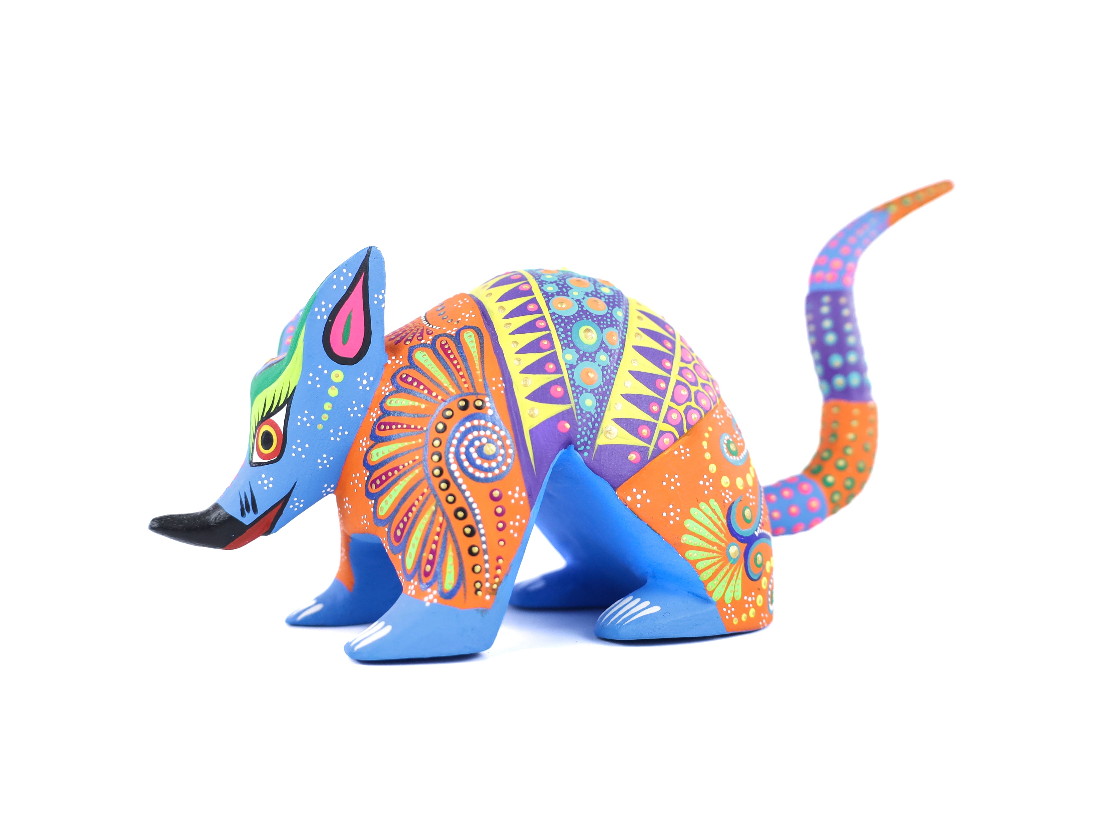 Armadillo Alebrije | Oaxacan Hand-Painted Copal Wood Carving | Magia Mexica