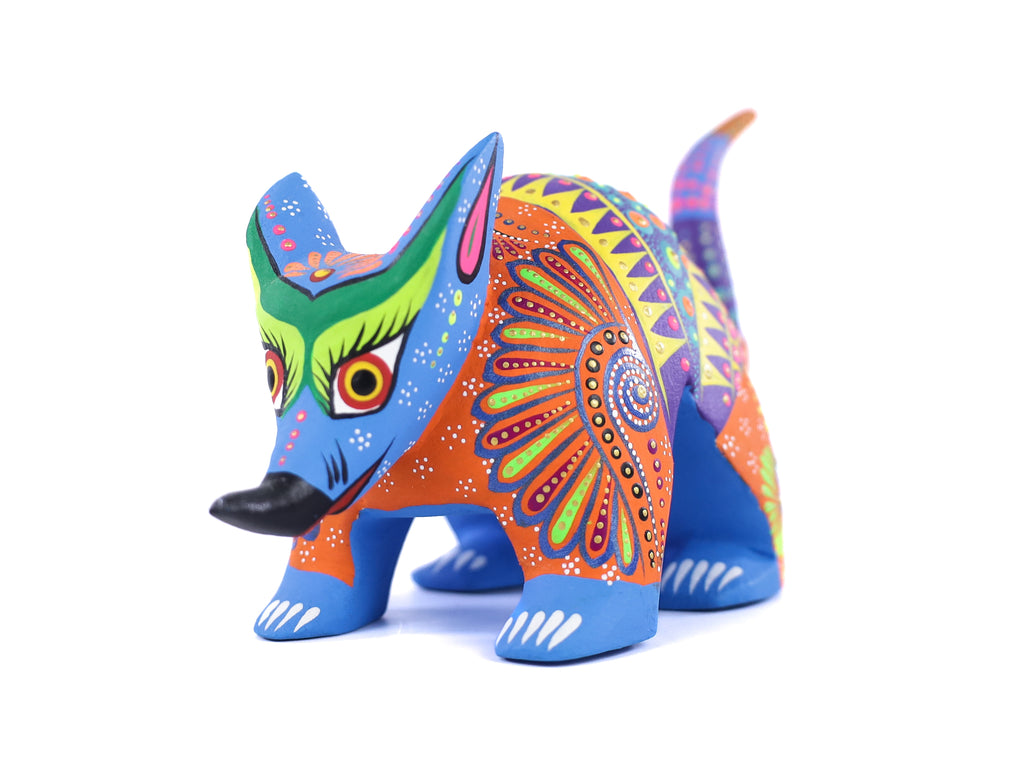 Armadillo Alebrije | Oaxacan Hand-Painted Copal Wood Carving | Magia Mexica