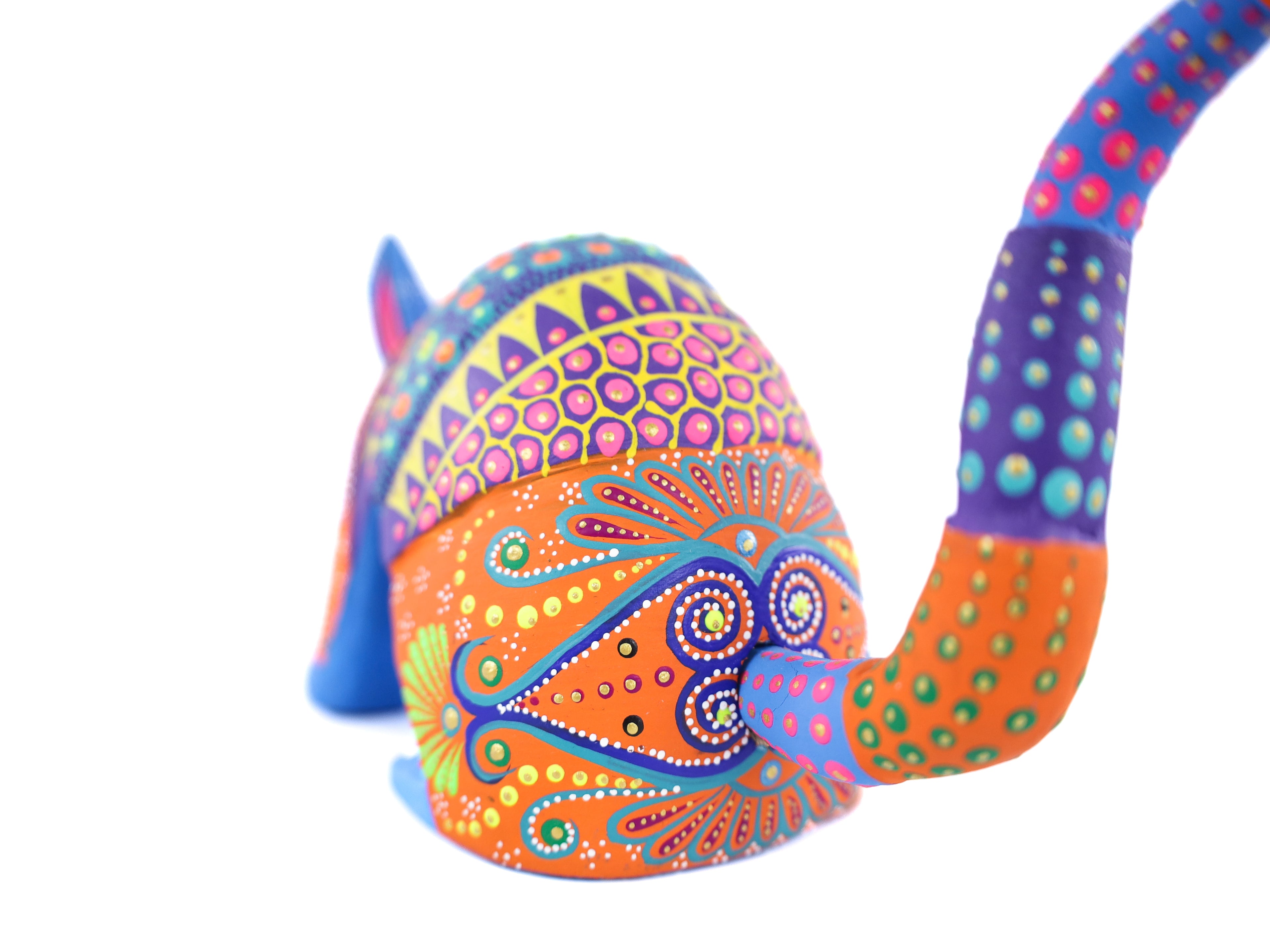 Armadillo Alebrije | Oaxacan Hand-Painted Copal Wood Carving | Magia Mexica