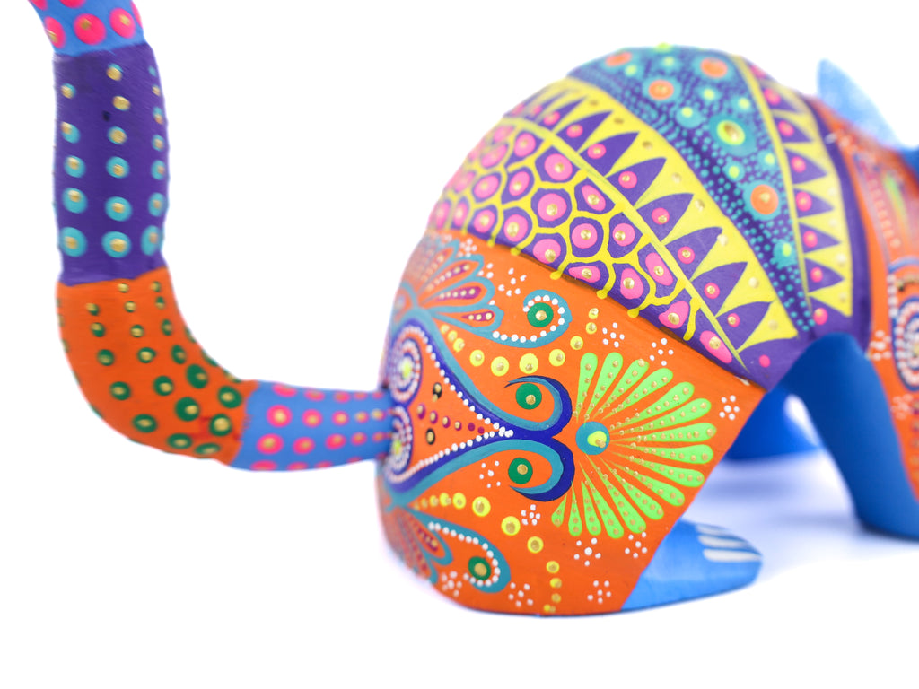 Armadillo Alebrije | Oaxacan Hand-Painted Copal Wood Carving | Magia Mexica