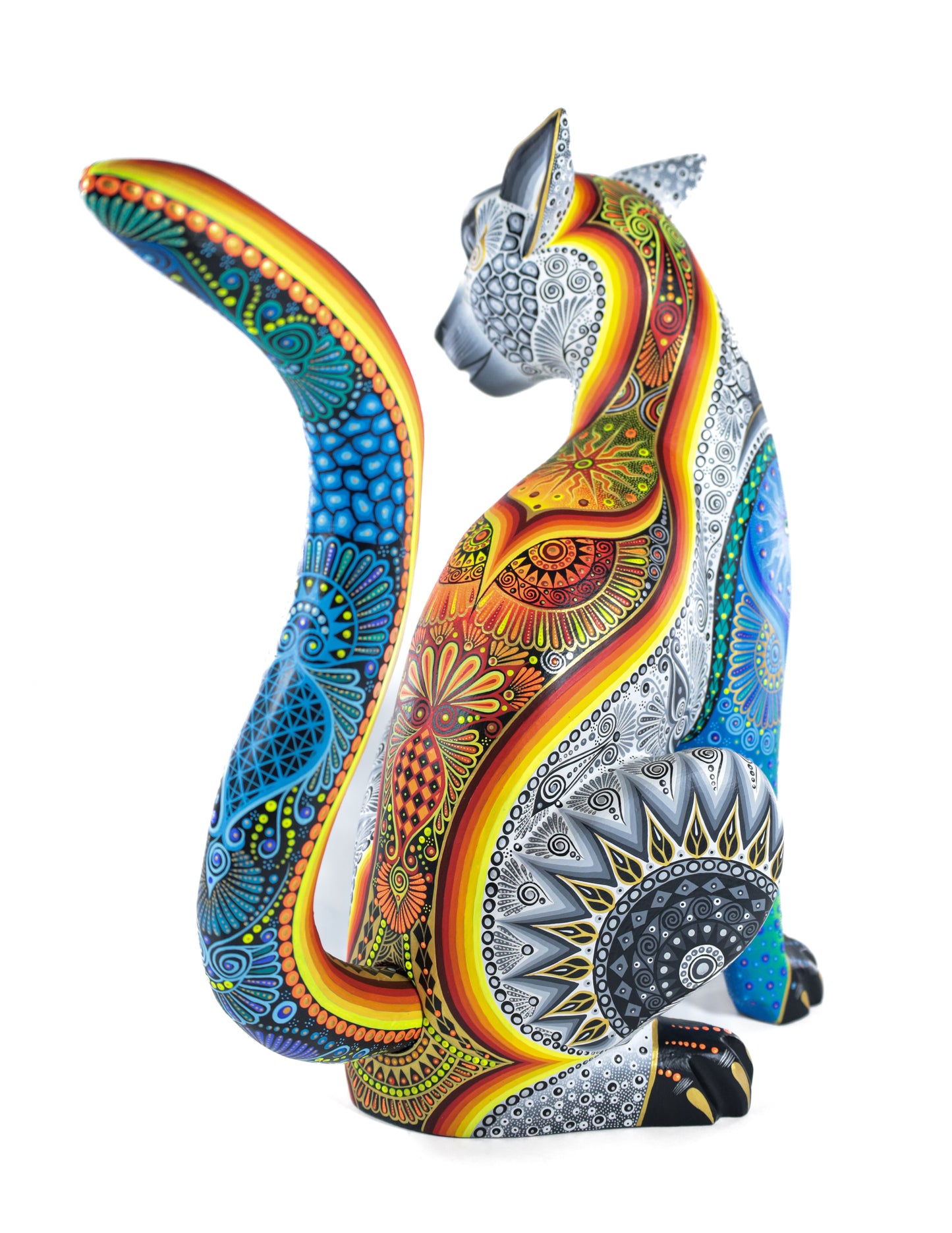 Pantera Alebrije | Oaxacan Hand-Painted Copal Wood Carving | Magia Mexica