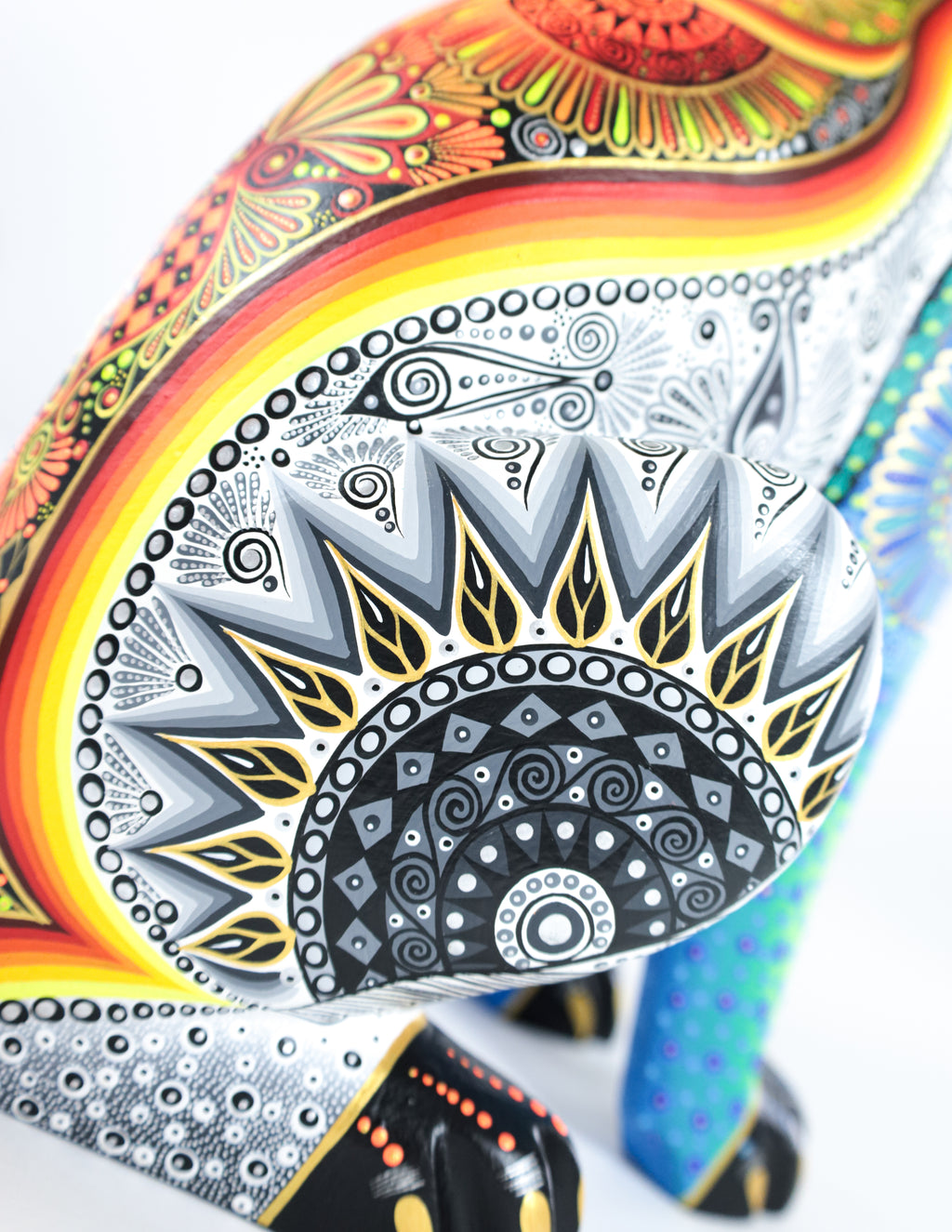 Pantera Alebrije | Oaxacan Hand-Painted Copal Wood Carving | Magia Mexica