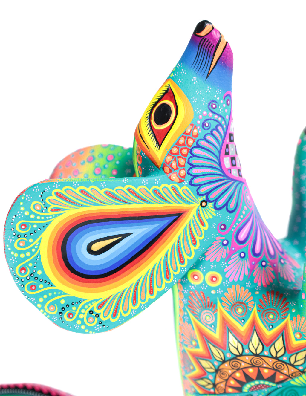 Ratón Alebrije | Oaxacan Hand-Painted Copal Wood Carving | Magia Mexica