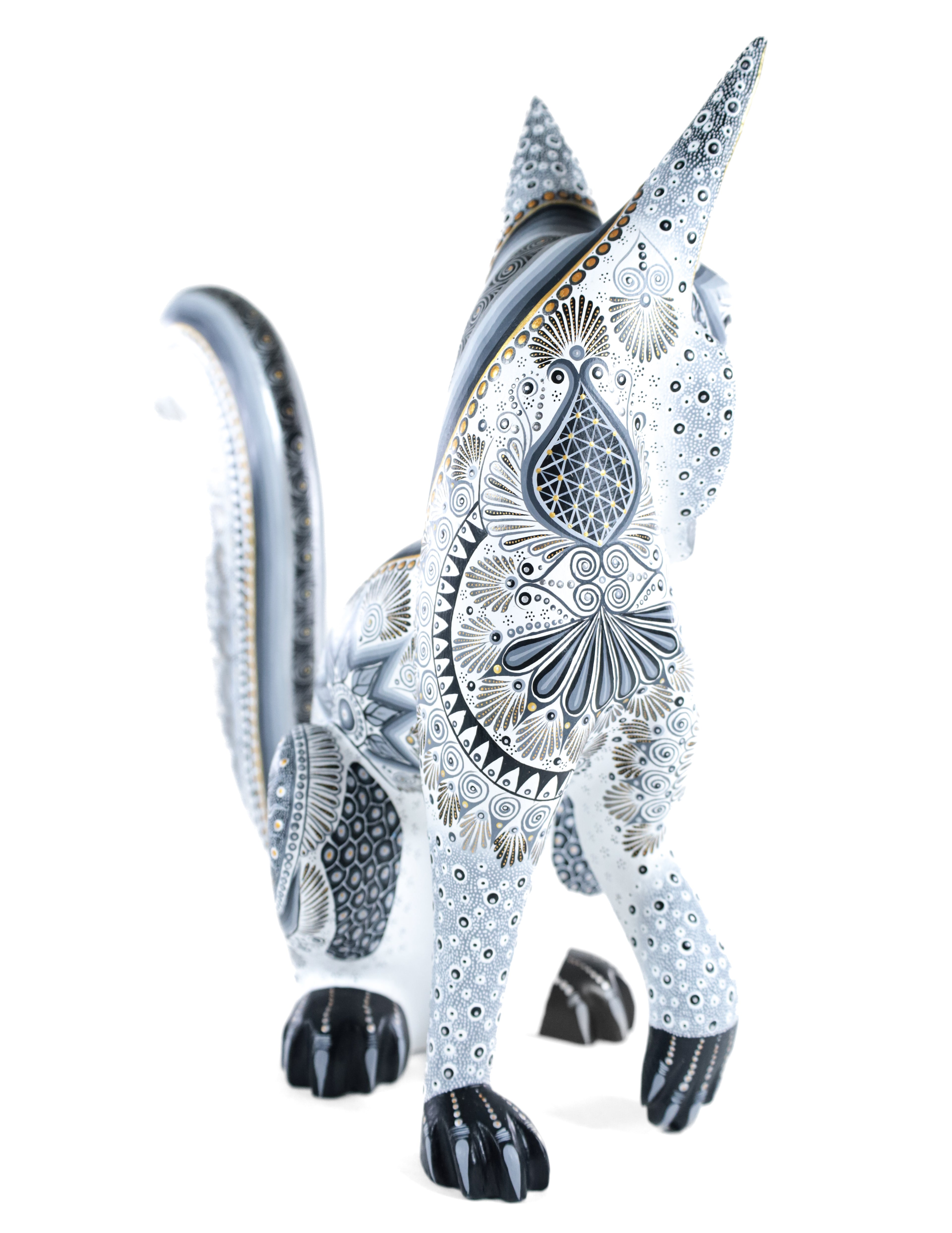 Gato Alebrije | Oaxacan Hand-Painted Copal Wood Carving | Magia Mexica