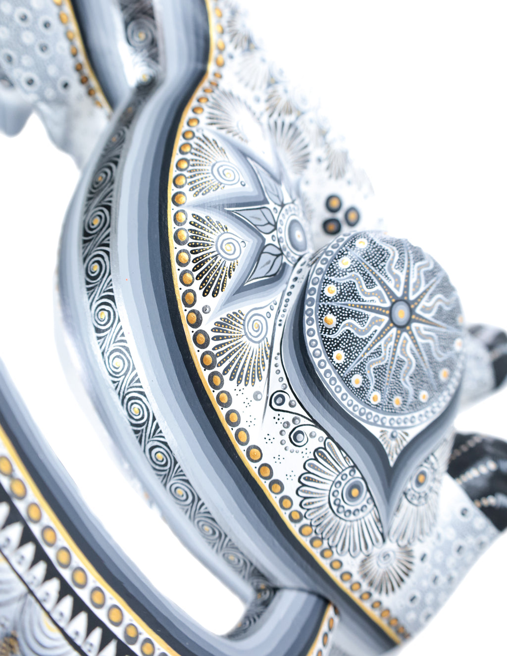 Gato Alebrije | Oaxacan Hand-Painted Copal Wood Carving | Magia Mexica