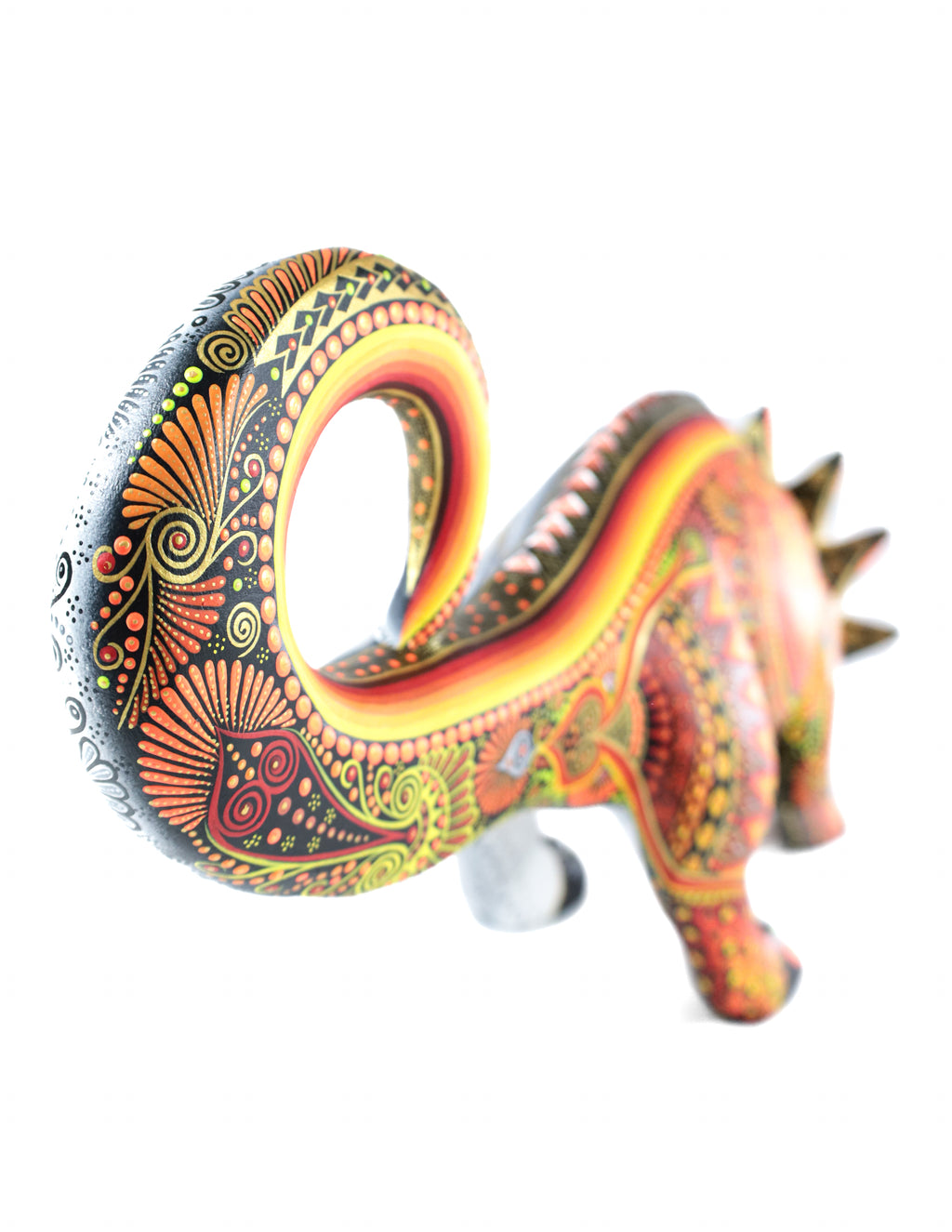 Camaleón Alebrije | Oaxacan Hand-Painted Copal Wood Carving | Magia Mexica