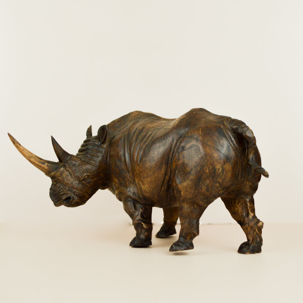 Rhino Wood Carving Sculpture - magiamexica.com