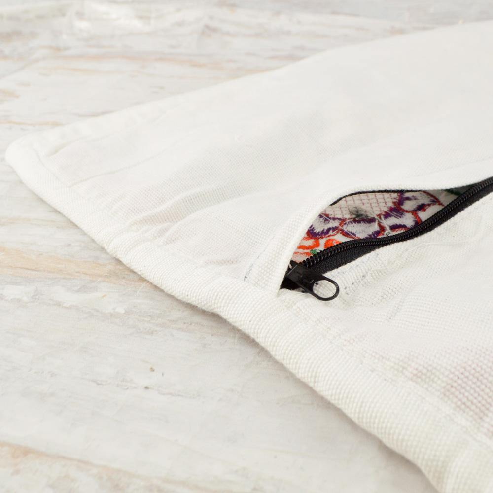 Embroidered Pillow Cover | White 3 - Magia Mexica