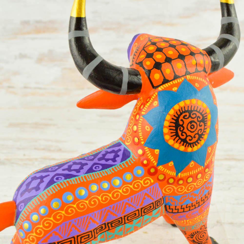 Bull Alebrije Oaxacan Wood Carving - Alebrije Huichol Mexican Folk art magiamexica.com