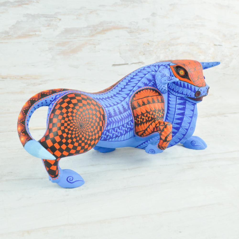 Bull Alebrije Oaxacan Wood Carving - Alebrije Huichol Mexican Folk art magiamexica.com