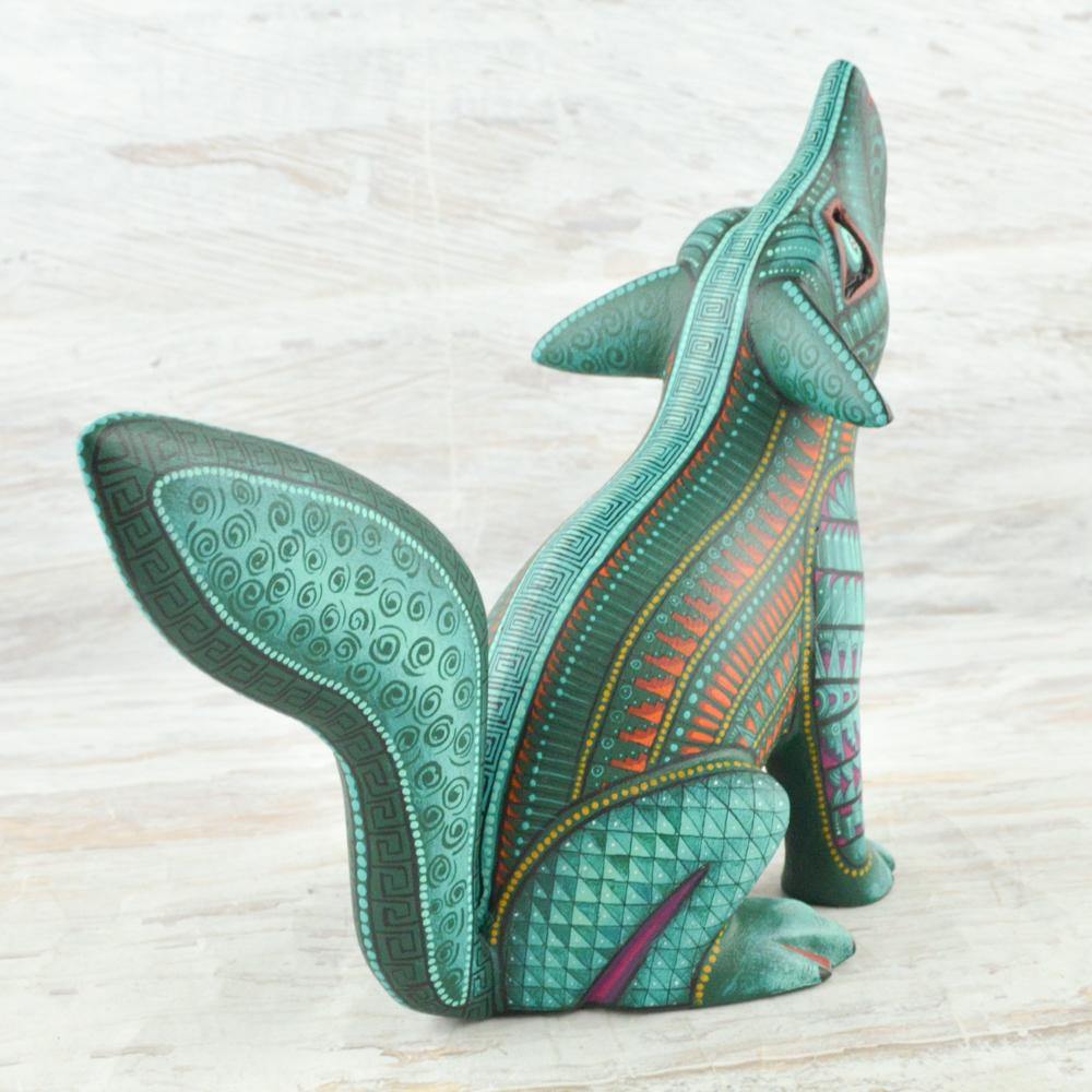 Coyote Alebrije Oaxacan Wood Carving - Magia Mexica