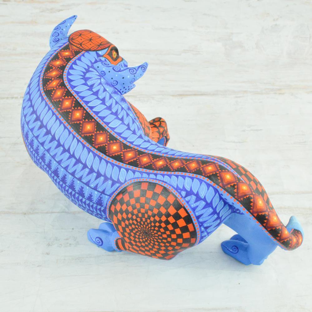Bull Alebrije Oaxacan Wood Carving - Alebrije Huichol Mexican Folk art magiamexica.com