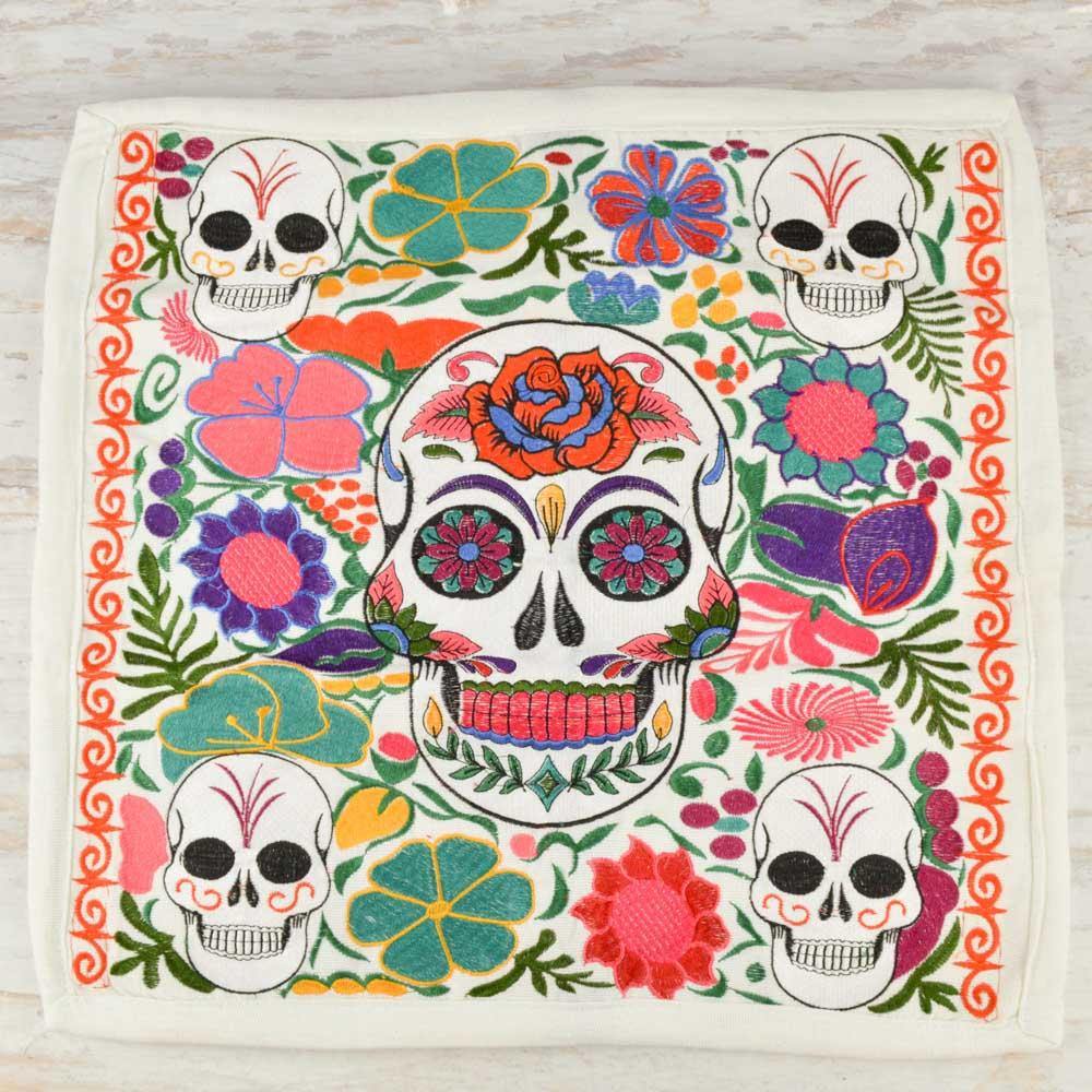 Embroidered Pillow Cover | White 3 - Magia Mexica