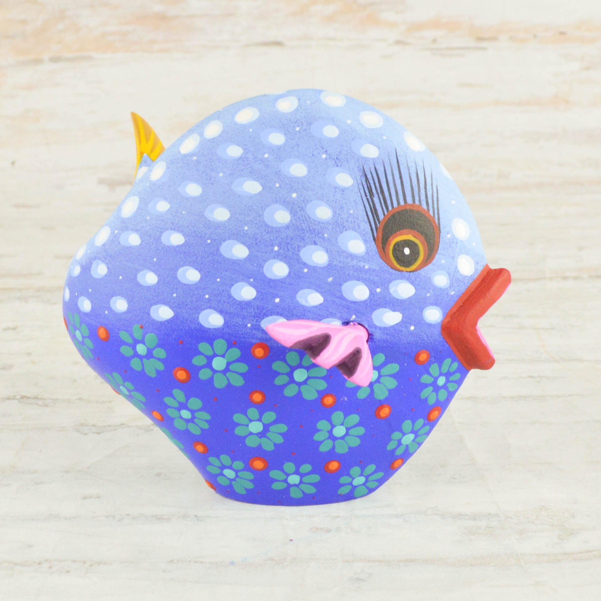 Fish Alebrije Oaxacan Wood Carving - Alebrije Huichol Mexican Folk art magiamexica.com