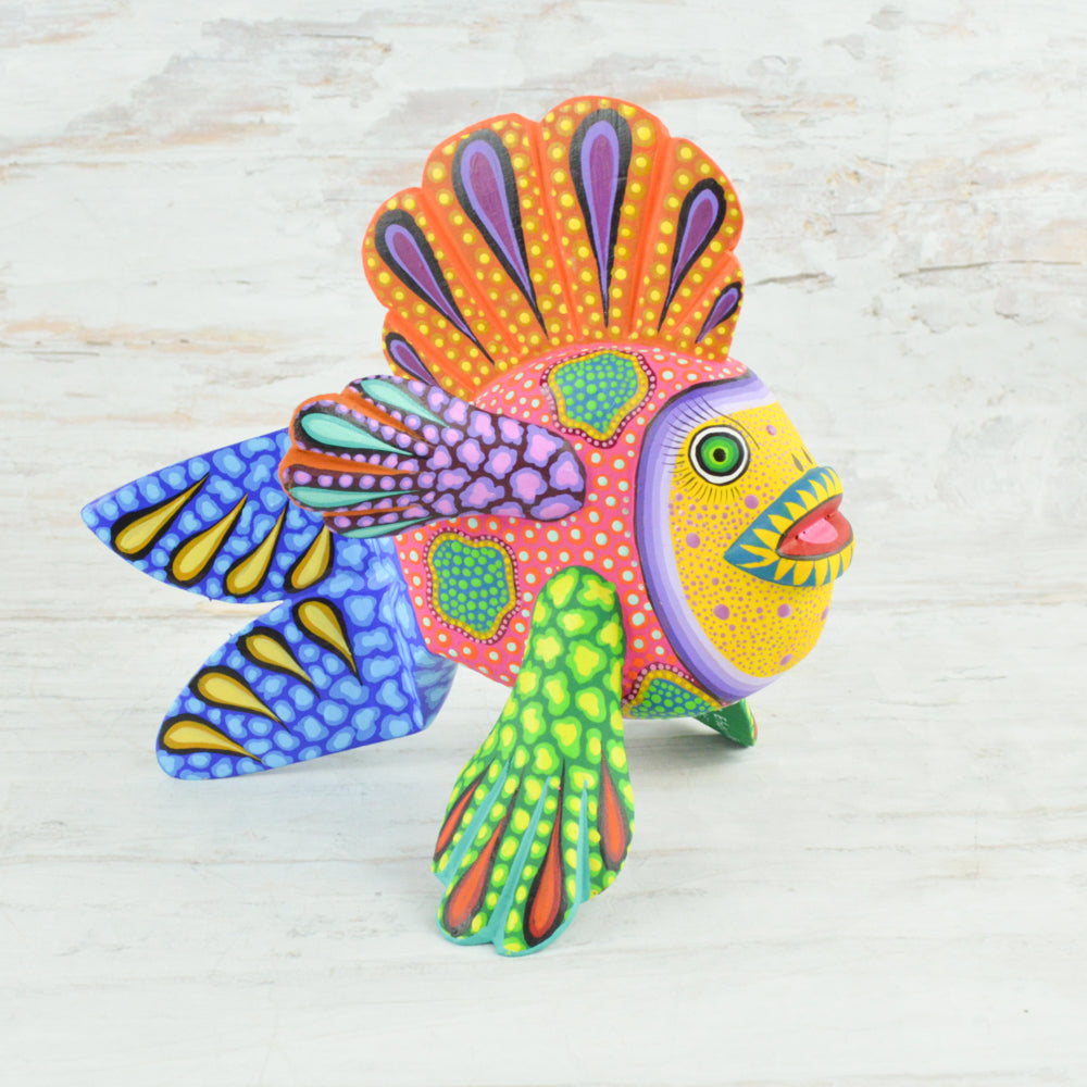 Fish Alebrije Oaxacan Wood Carving - Alebrije Huichol Mexican Folk art magiamexica.com
