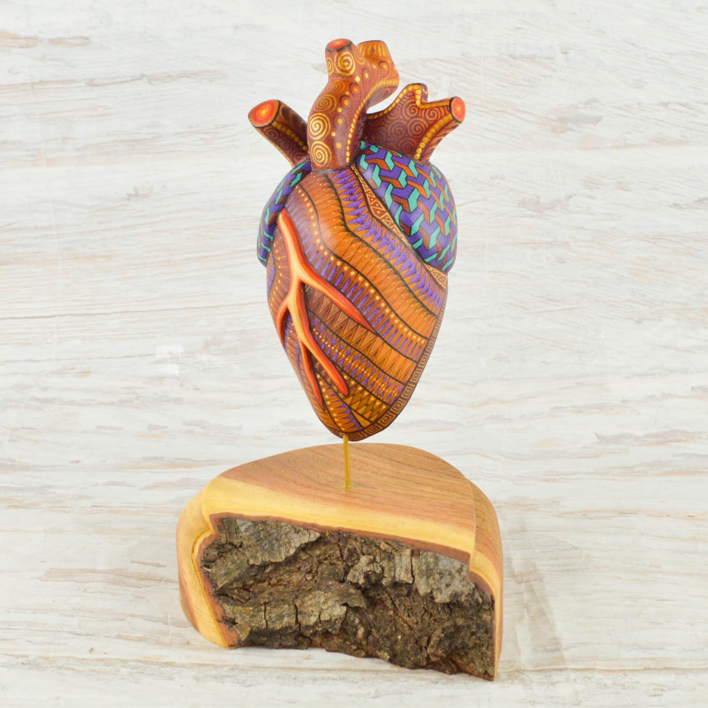 Heart Alebrije Oaxacan Wood Carving - Alebrije Huichol Mexican Folk art magiamexica.com
